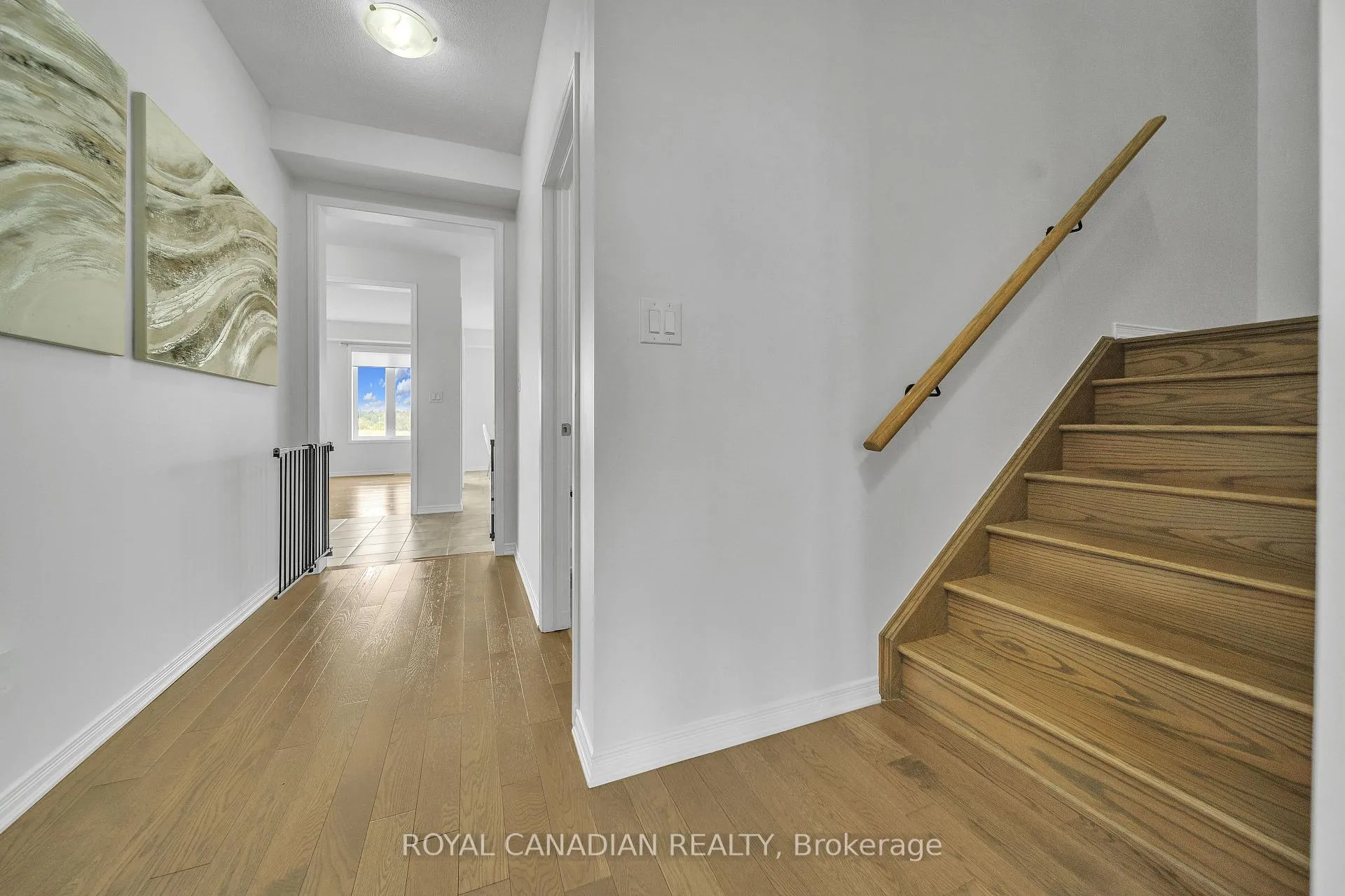 Photo 21 of 237 Kinsman Drive, Hamilton, Binbrook — HOMEH