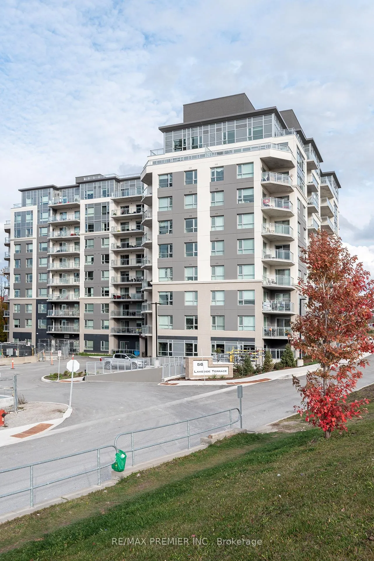Photo 20 of Unit 908, 58 Lakeside Terrace, Barrie, Little Lake — HOMEH