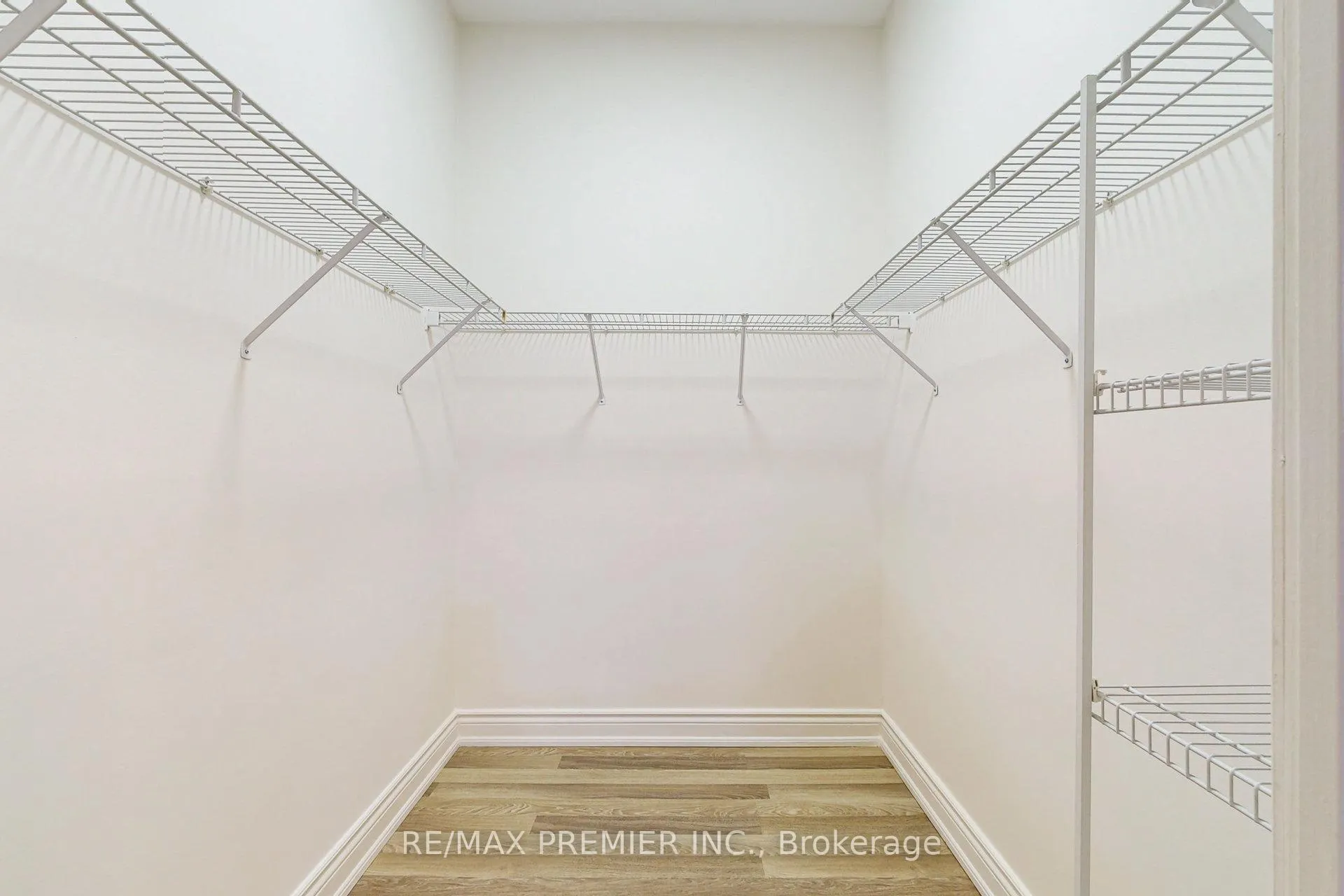 Photo 11 of Unit PH07, 9225 Jane Street, Vaughan, Maple — HOMEH