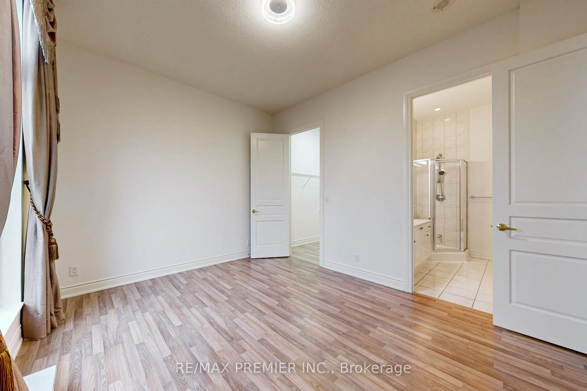Photo 14 of Unit PH07, 9225 Jane Street, Vaughan, Maple — HOMEH