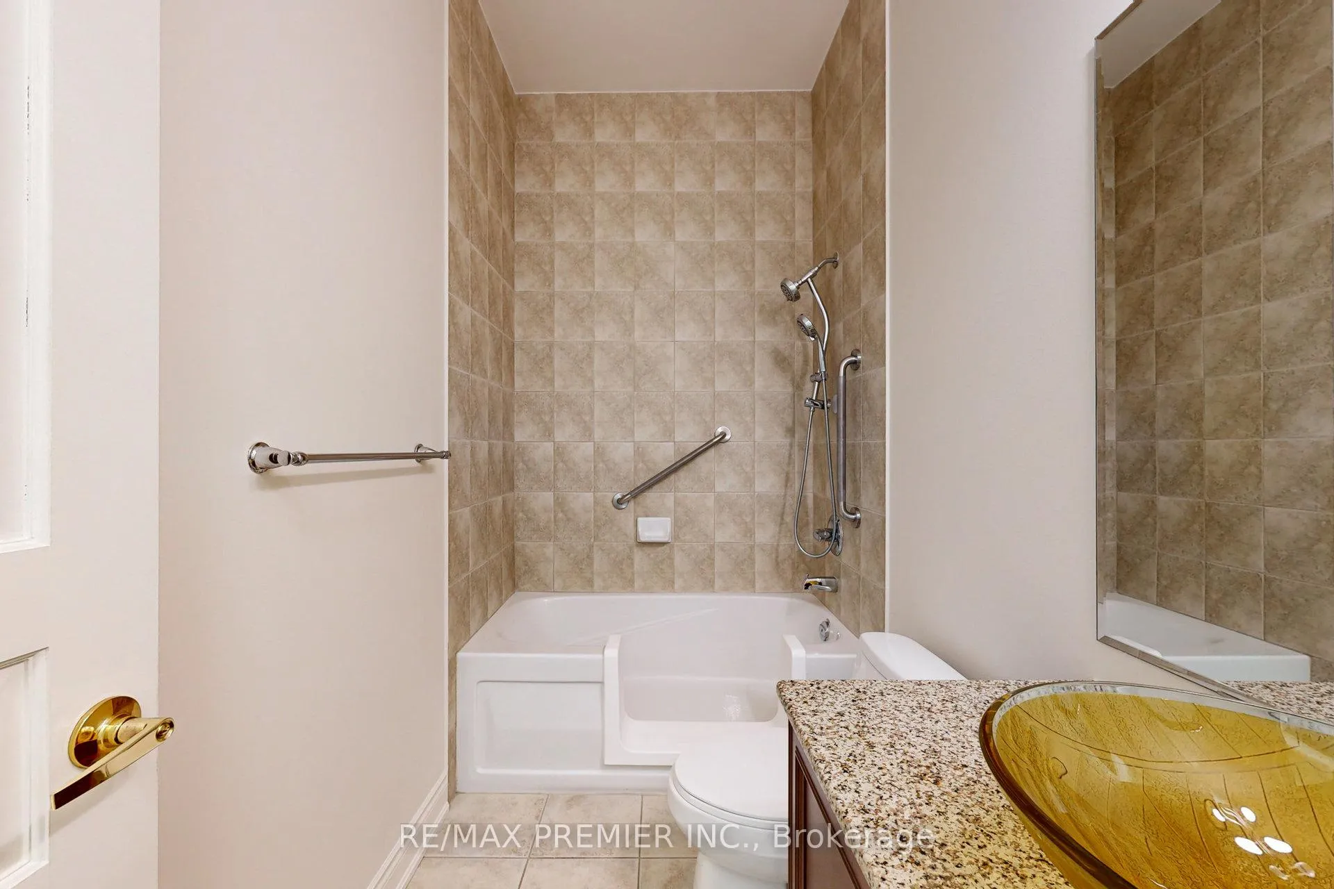 Photo 18 of Unit PH07, 9225 Jane Street, Vaughan, Maple — HOMEH