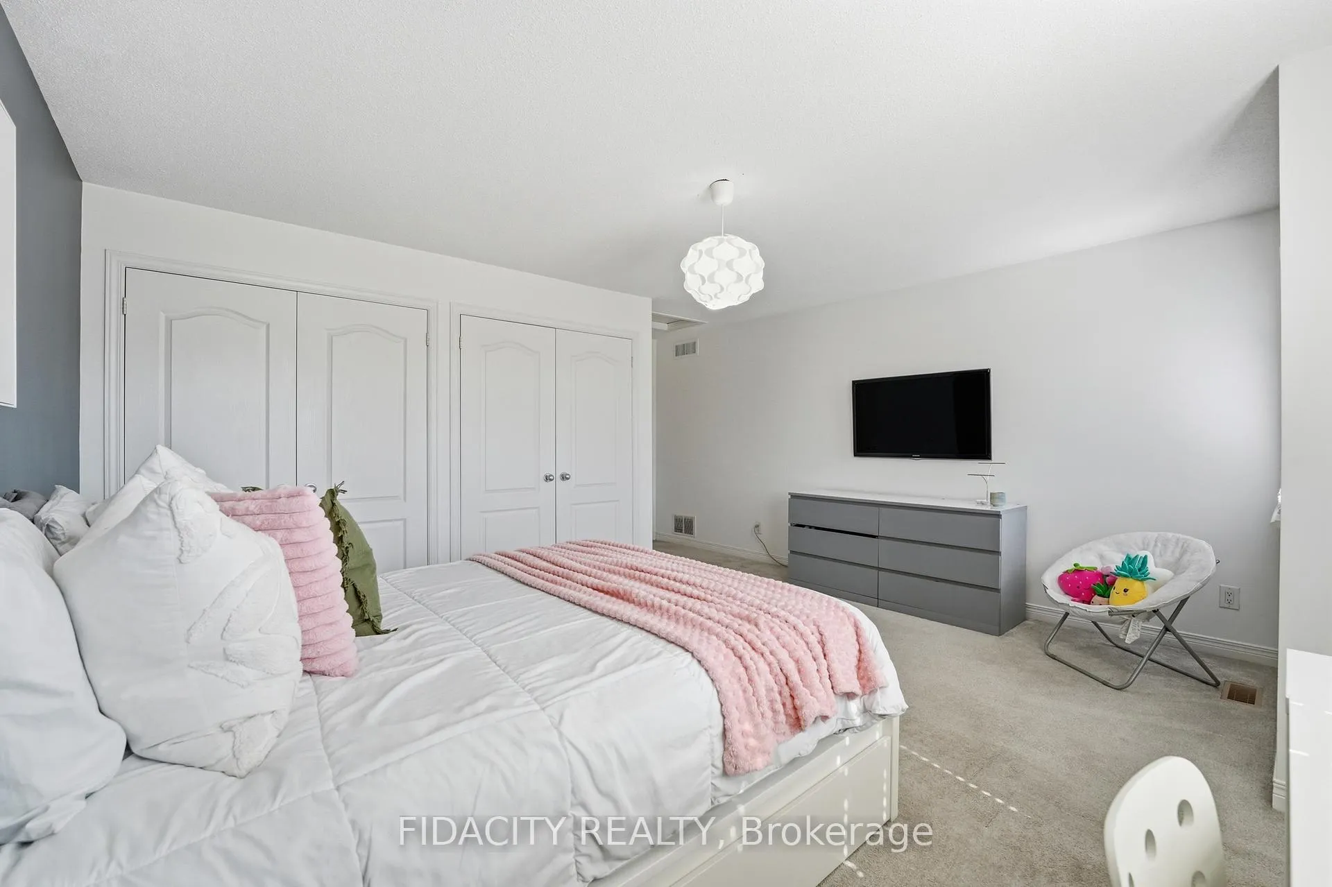 Photo 32 of 172 Coyote Crescent, Ottawa, Stittsville (South) — HOMEH