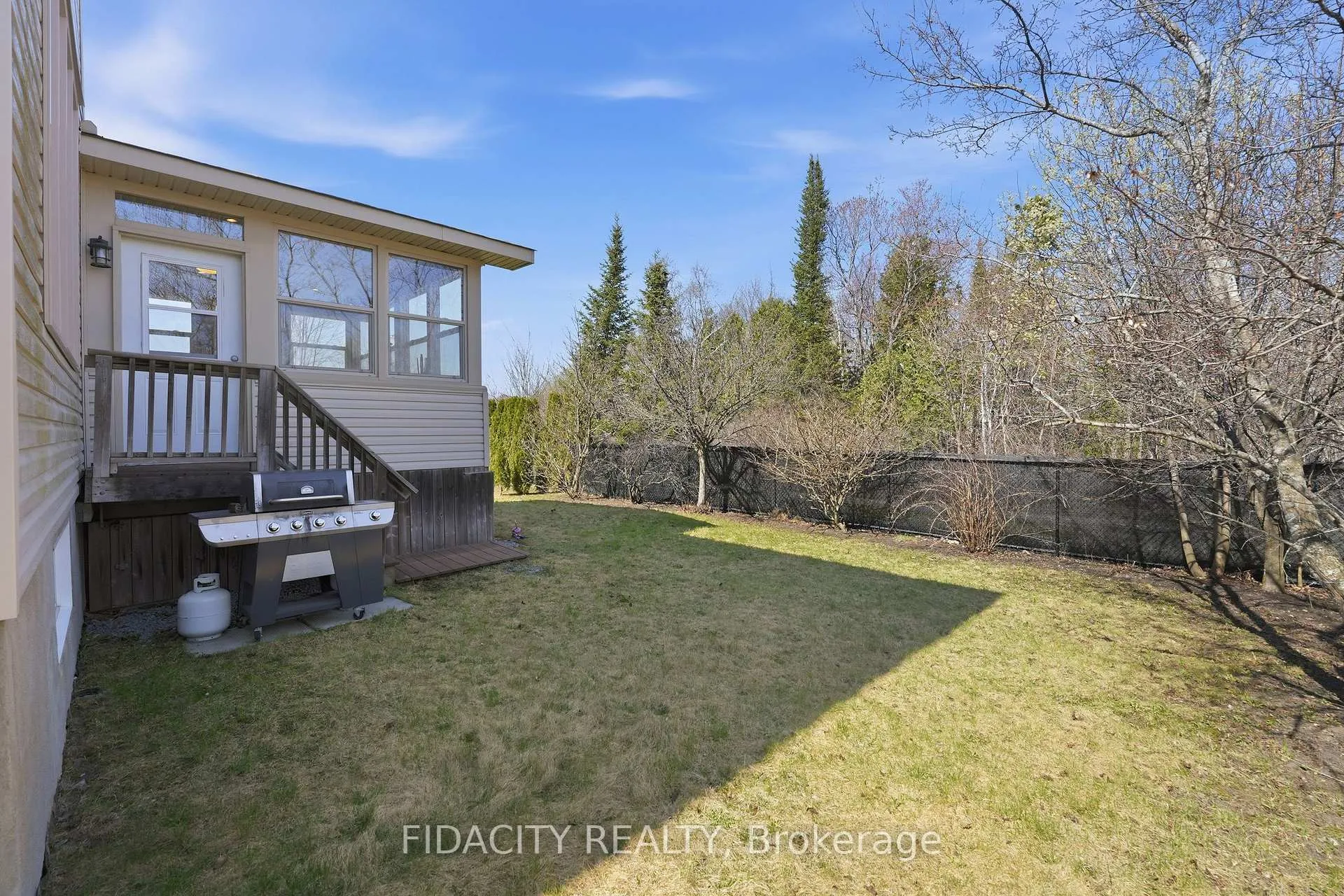 Photo 41 of 172 Coyote Crescent, Ottawa, Stittsville (South) — HOMEH