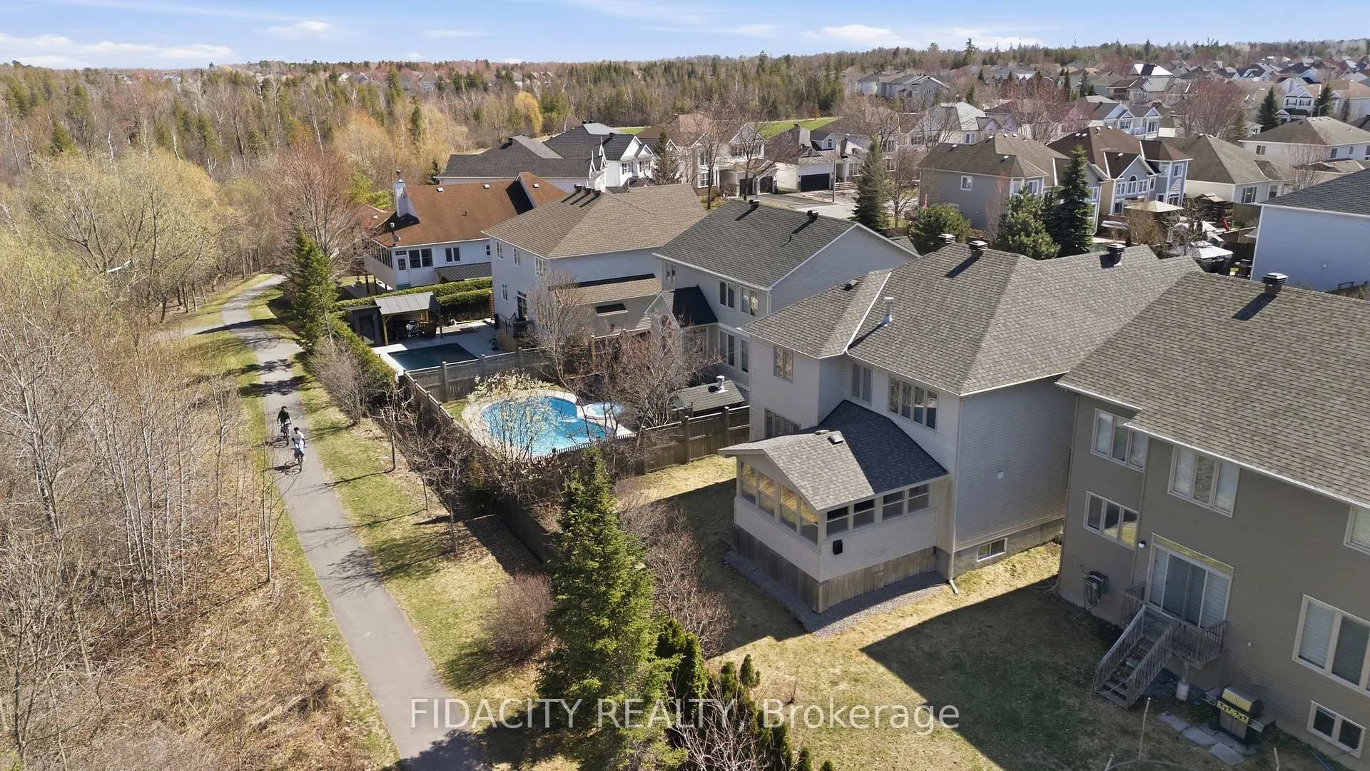 Photo 45 of 172 Coyote Crescent, Ottawa, Stittsville (South) — HOMEH