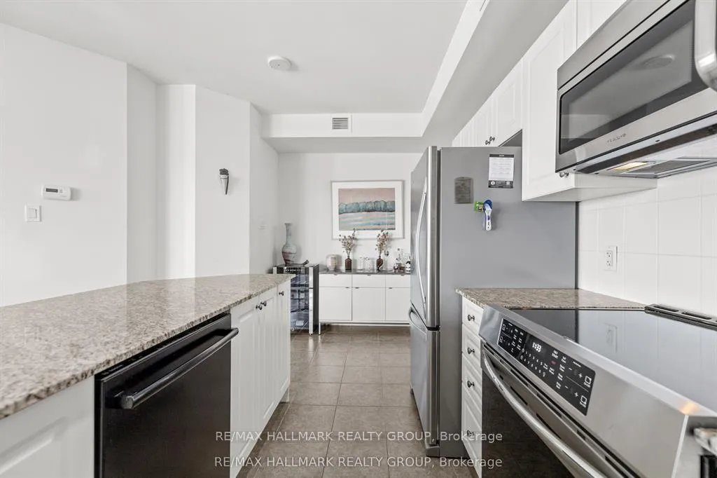 Photo 14 of Unit 1304, 90 Landry Street, Ottawa, Vanier — HOMEH