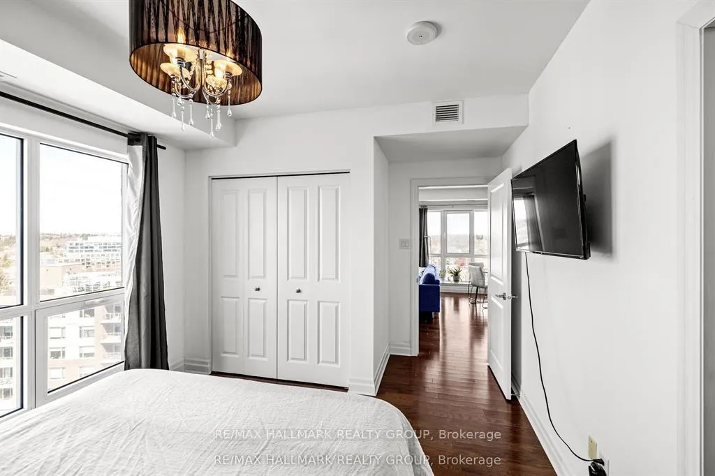 Photo 23 of Unit 1304, 90 Landry Street, Ottawa, Vanier — HOMEH