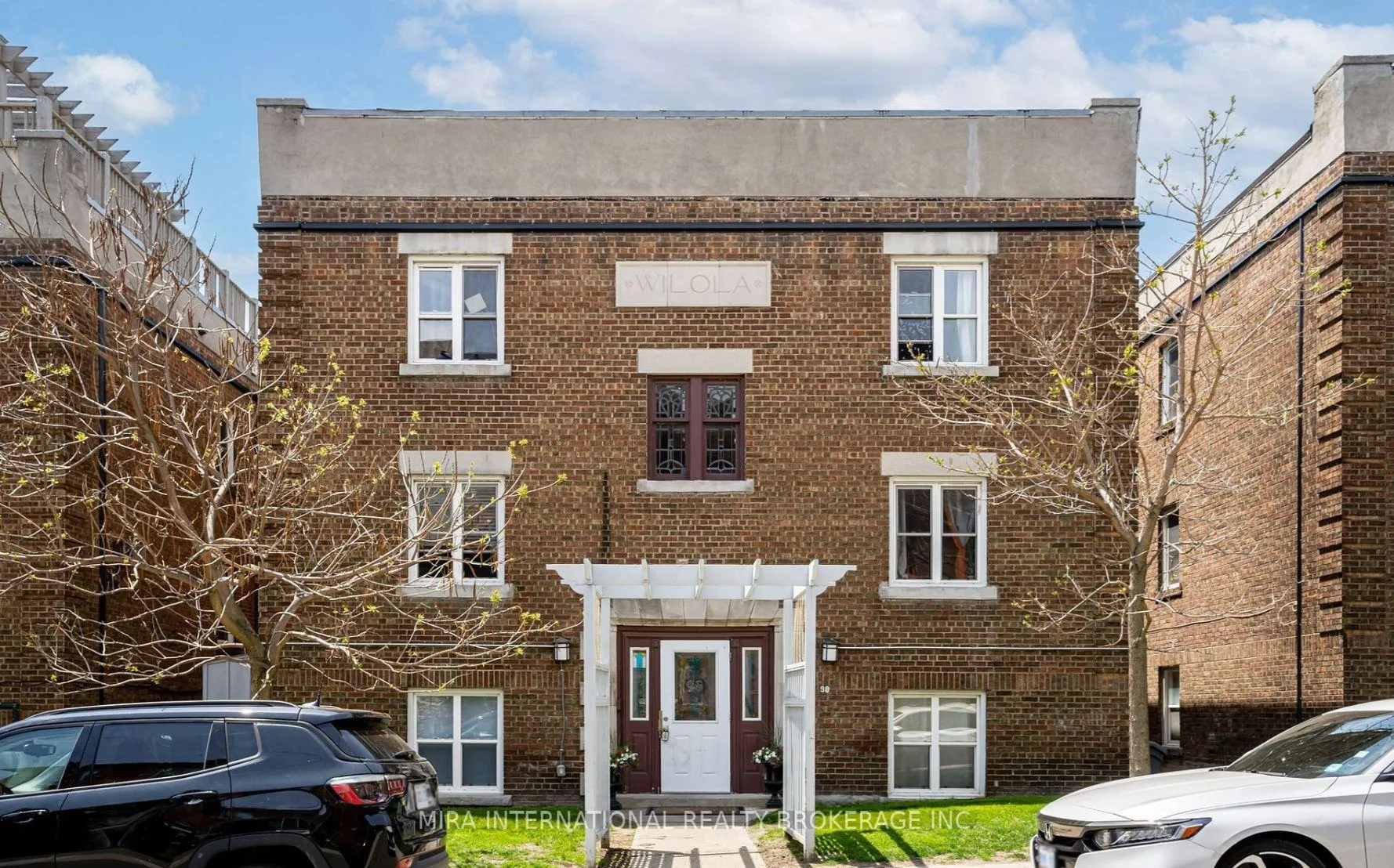 Front of Unit A4, 98 Leuty Avenue