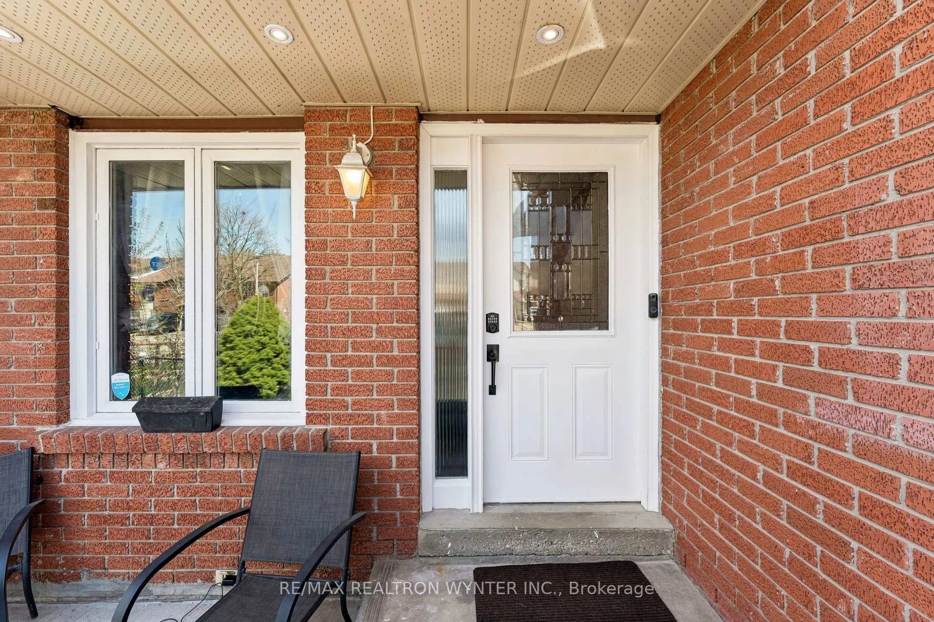 Photo 2 of 386 Hansen Road, Brampton, Madoc — HOMEH