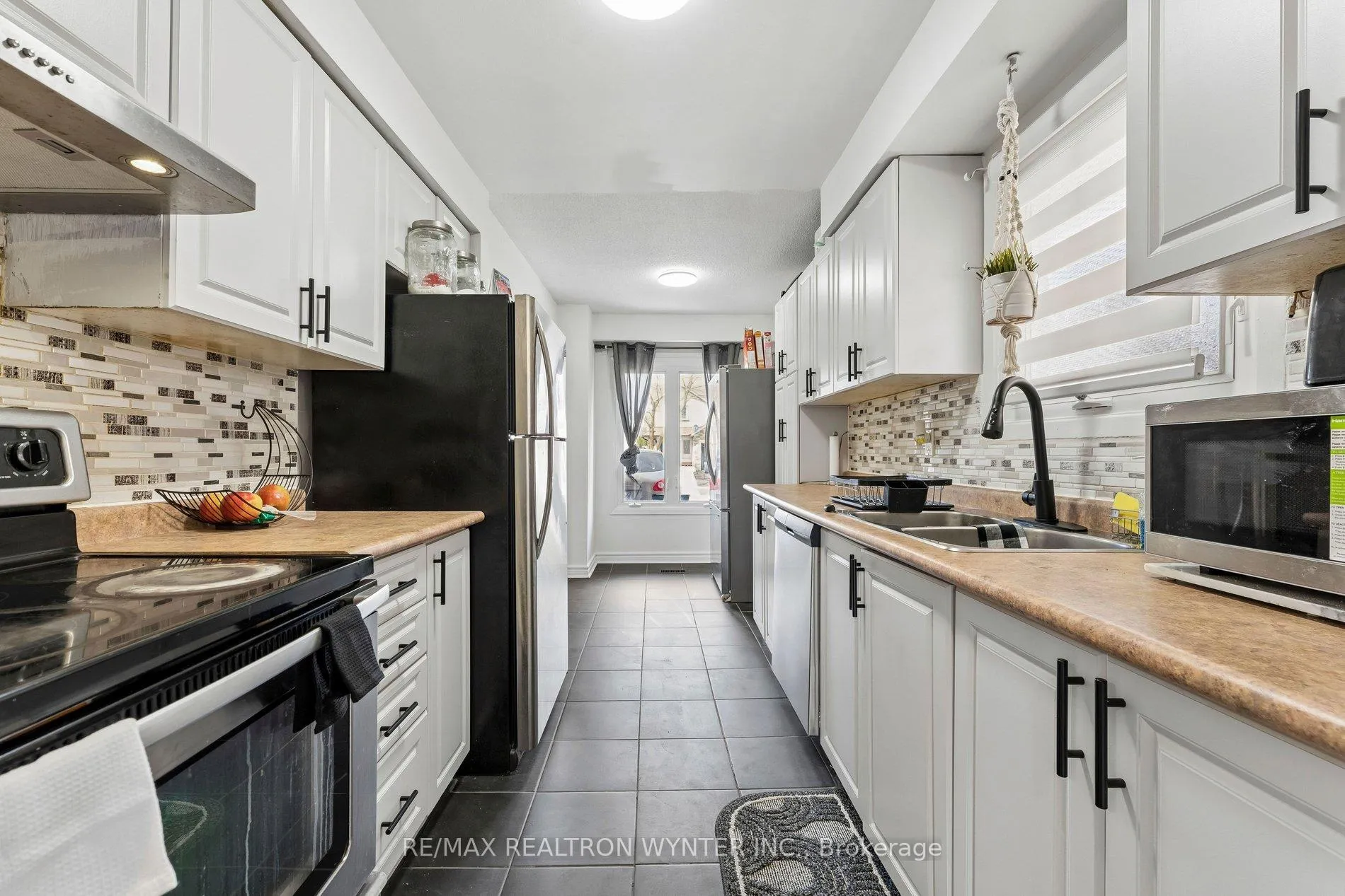 Photo 12 of 386 Hansen Road, Brampton, Madoc — HOMEH