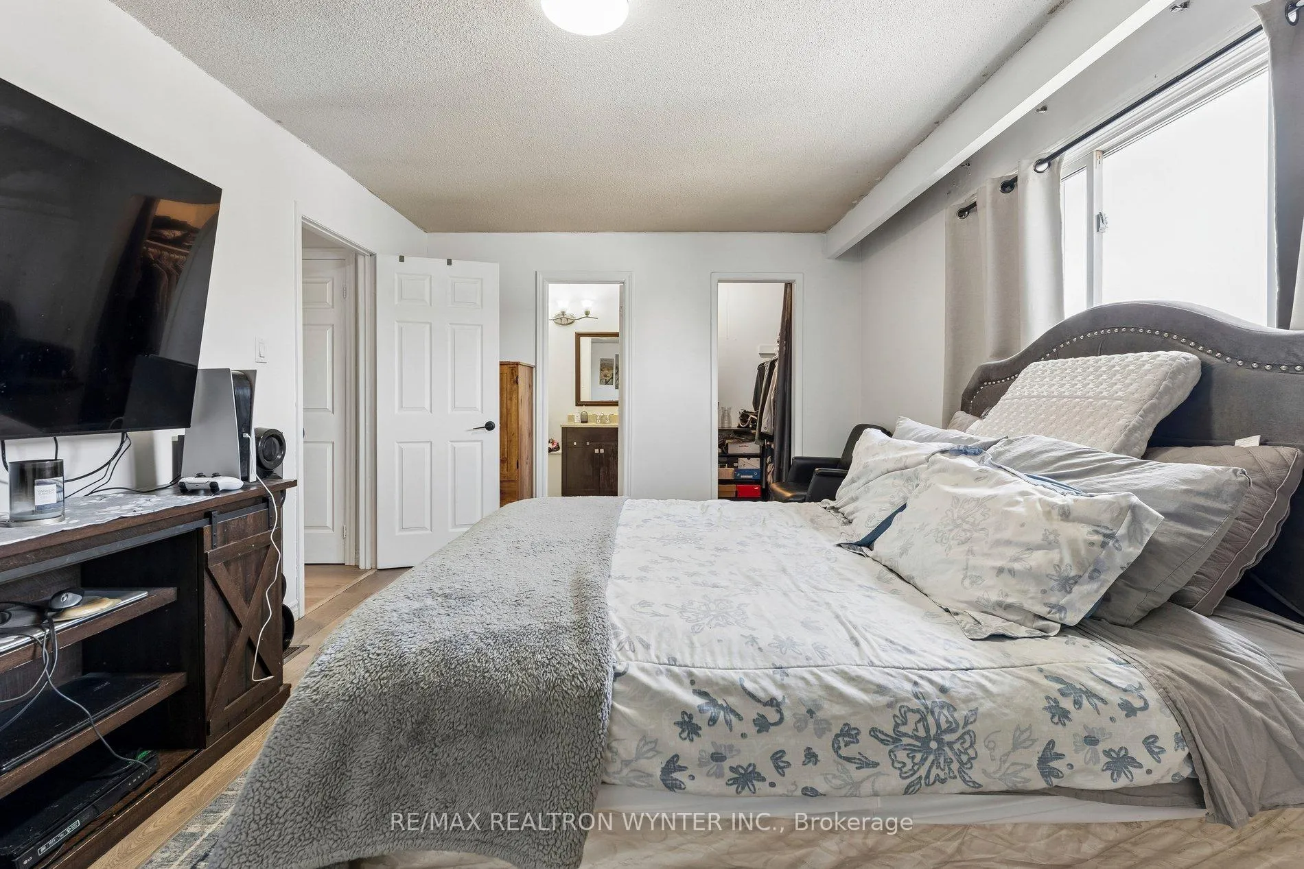 Photo 21 of 386 Hansen Road, Brampton, Madoc — HOMEH