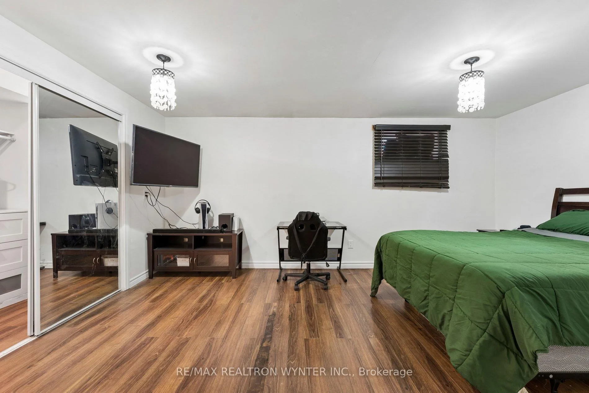 Photo 27 of 386 Hansen Road, Brampton, Madoc — HOMEH