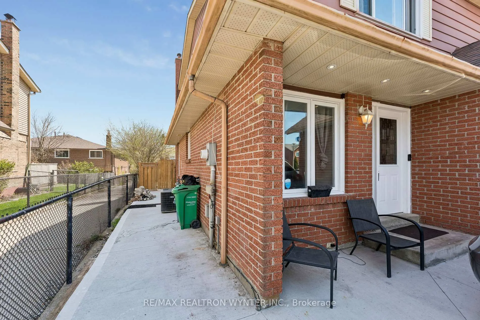 Photo 32 of 386 Hansen Road, Brampton, Madoc — HOMEH