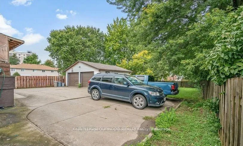 Photo 5 of Unit Unit 1, 5749 Summer Street, Niagara Falls, Hospital — HOMEH