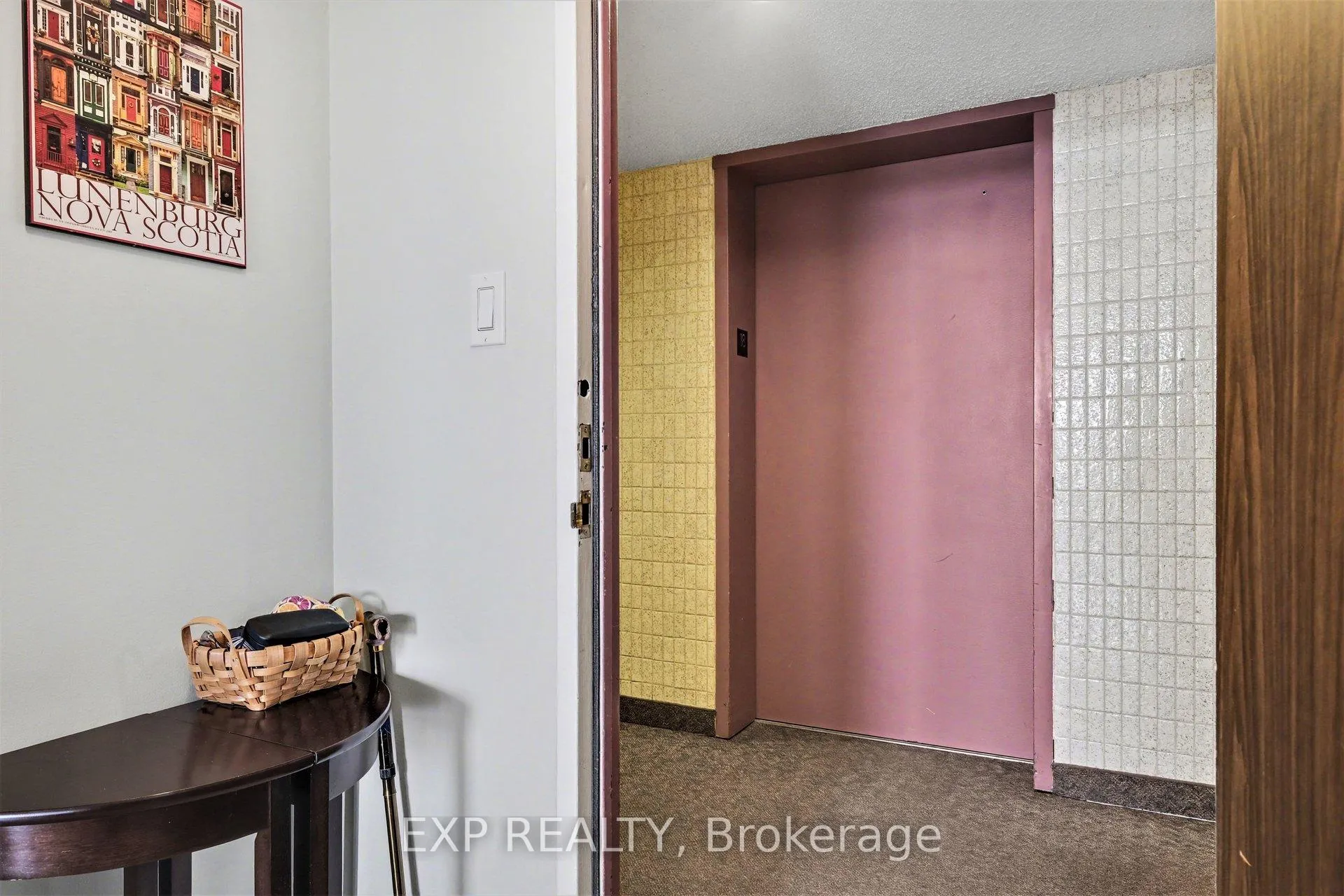 Photo 6 of Unit 1801, 665 Bathgate Drive, Ottawa, Carson Meadows — HOMEH