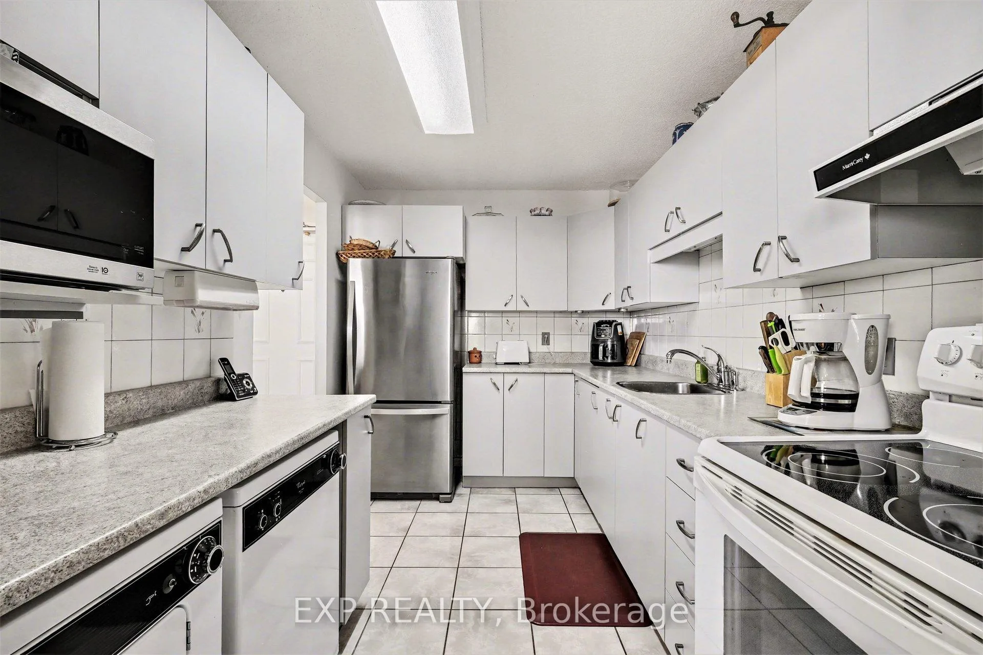 Photo 13 of Unit 1801, 665 Bathgate Drive, Ottawa, Carson Meadows — HOMEH