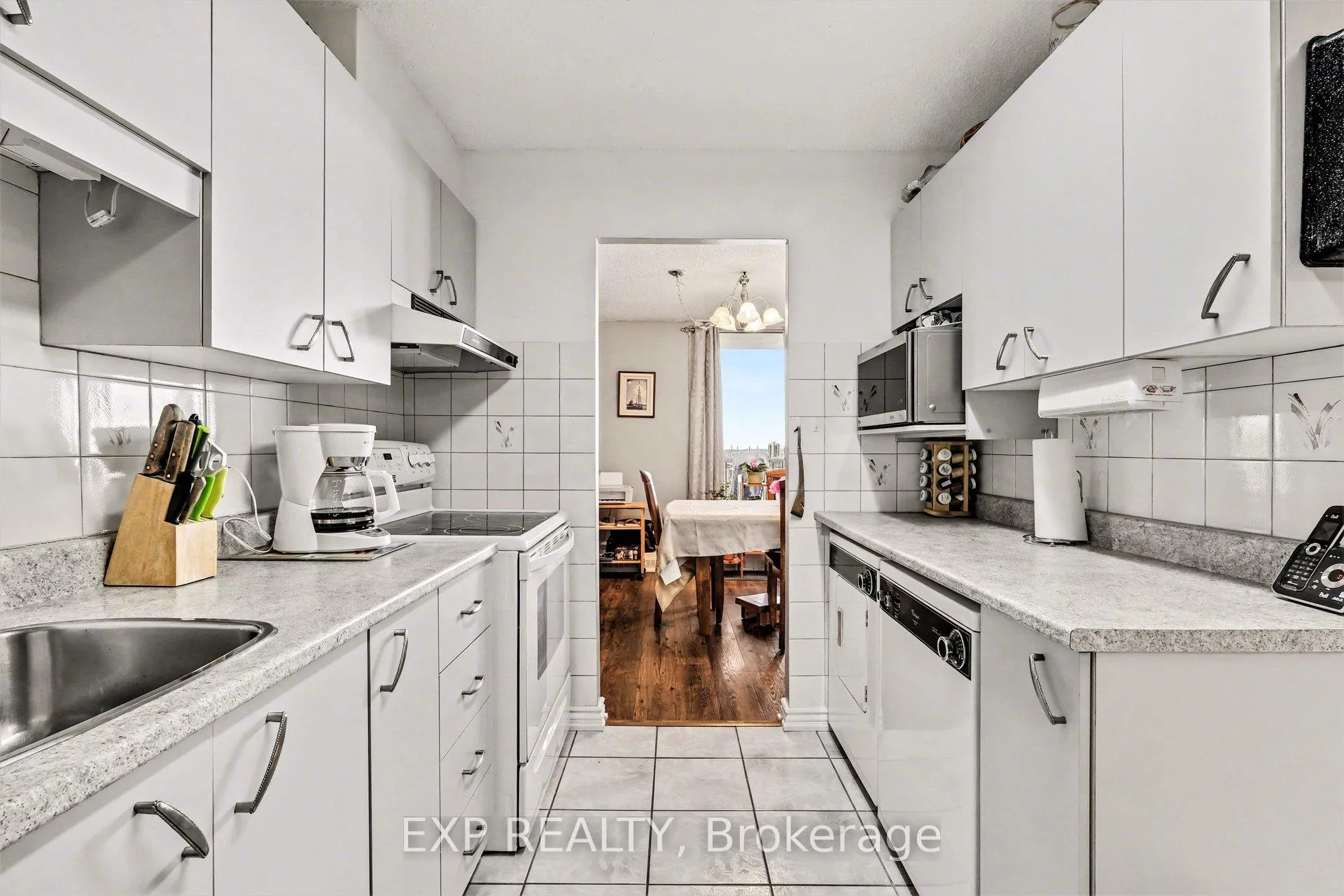 Photo 14 of Unit 1801, 665 Bathgate Drive, Ottawa, Carson Meadows — HOMEH