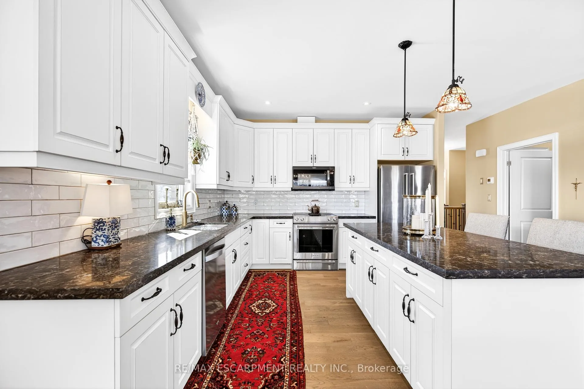Photo 10 of Unit 4, 3757 St. Peter Avenue, Niagara Falls, Stamford — HOMEH