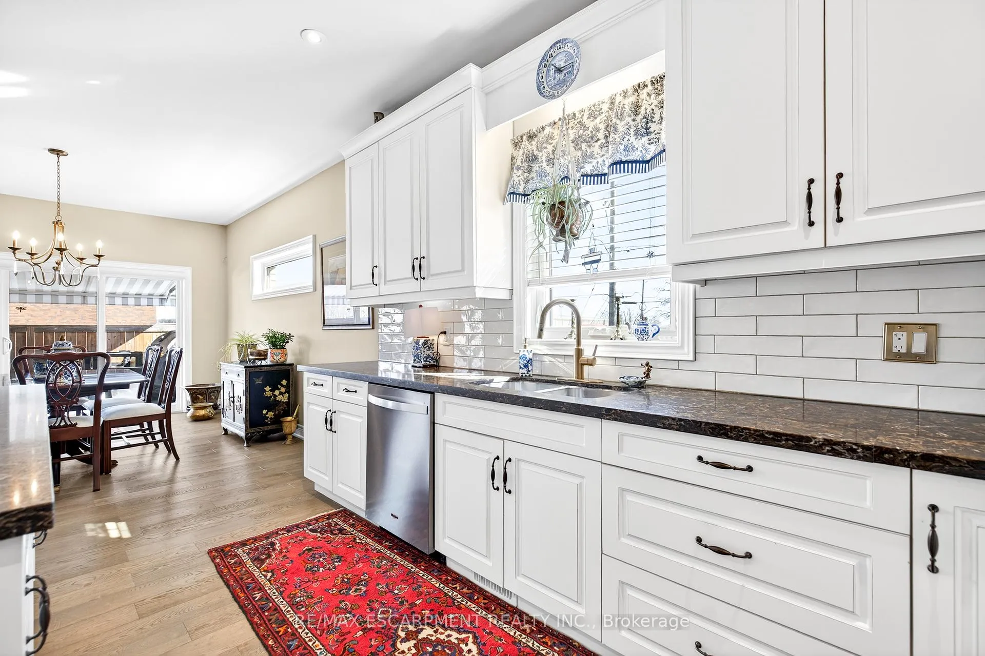 Photo 13 of Unit 4, 3757 St. Peter Avenue, Niagara Falls, Stamford — HOMEH