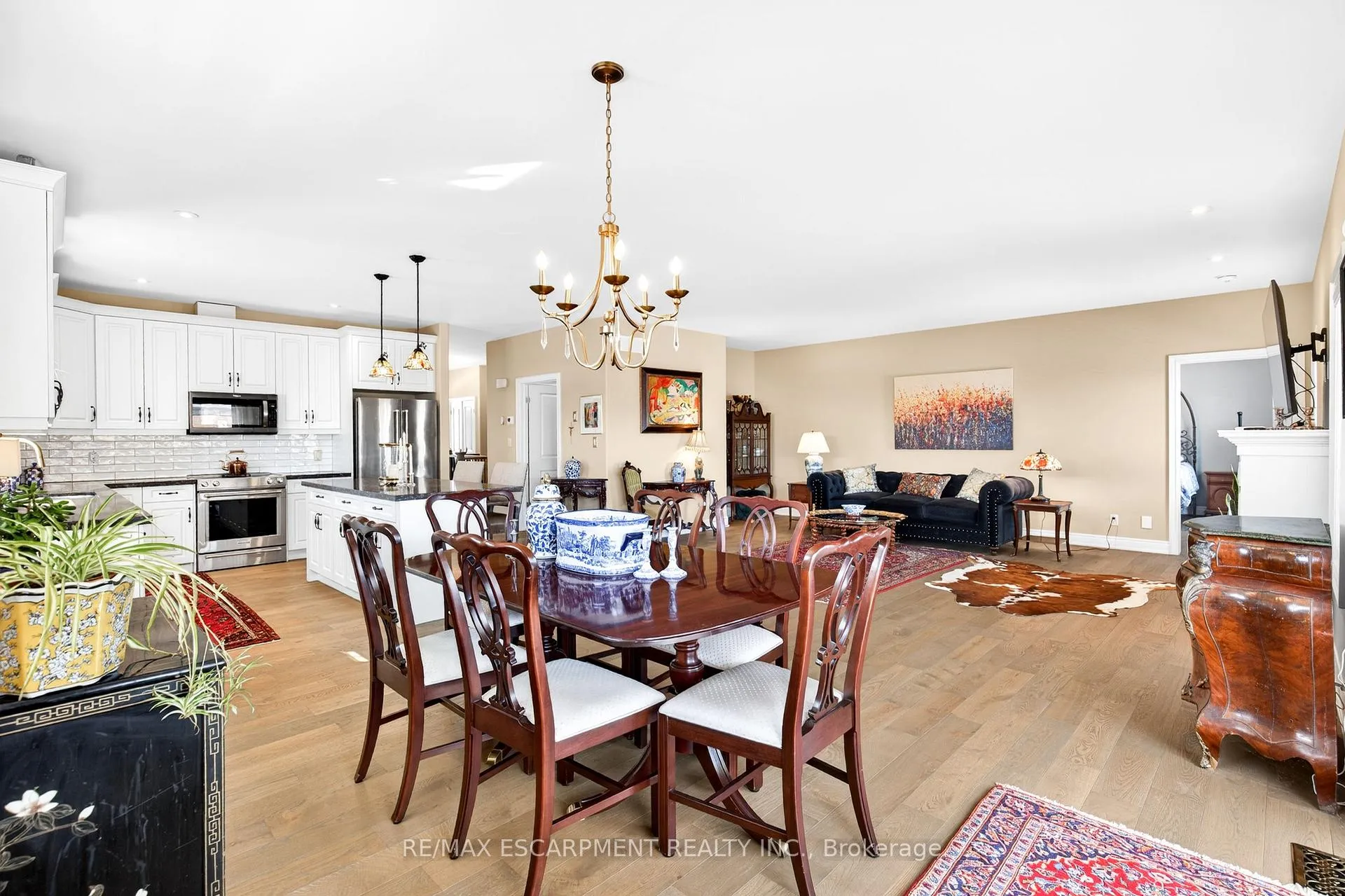 Photo 17 of Unit 4, 3757 St. Peter Avenue, Niagara Falls, Stamford — HOMEH