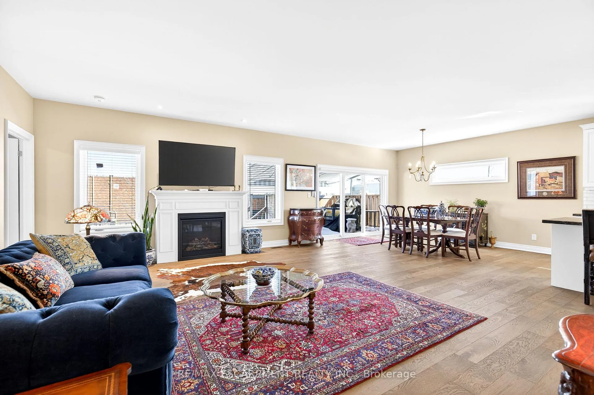 Photo 19 of Unit 4, 3757 St. Peter Avenue, Niagara Falls, Stamford — HOMEH