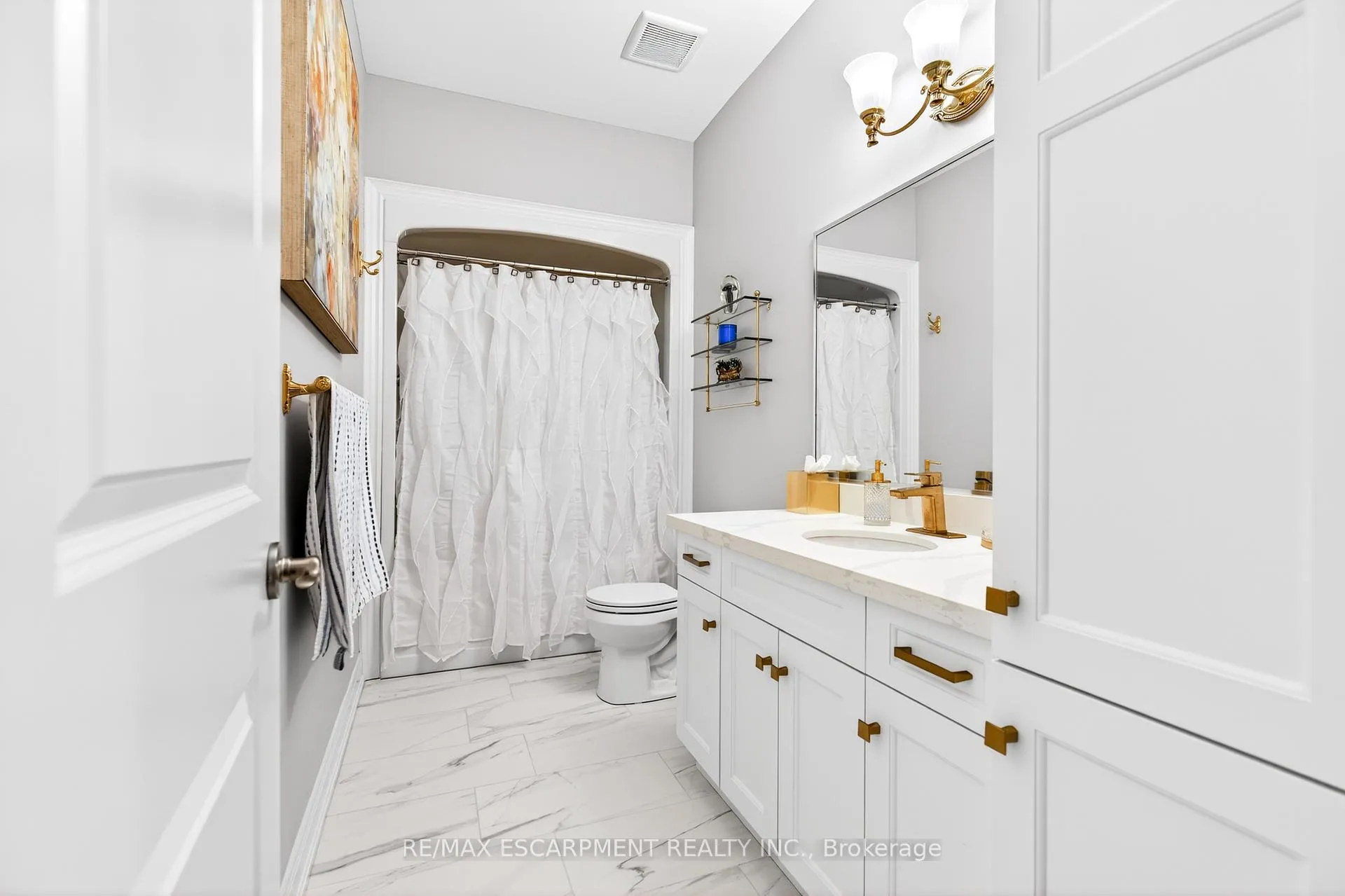 Photo 27 of Unit 4, 3757 St. Peter Avenue, Niagara Falls, Stamford — HOMEH
