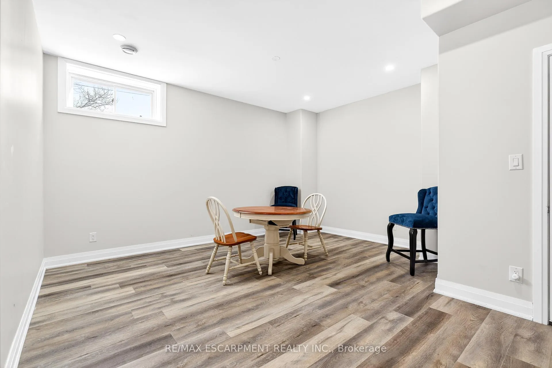 Photo 30 of Unit 4, 3757 St. Peter Avenue, Niagara Falls, Stamford — HOMEH