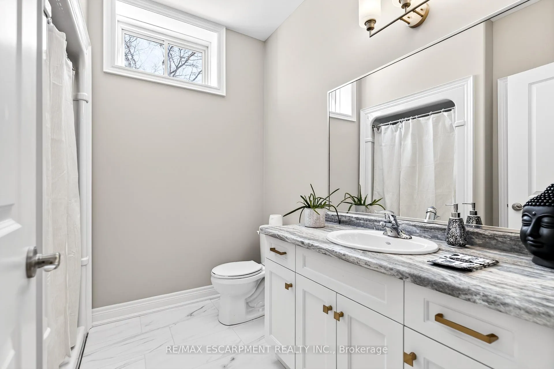 Photo 36 of Unit 4, 3757 St. Peter Avenue, Niagara Falls, Stamford — HOMEH