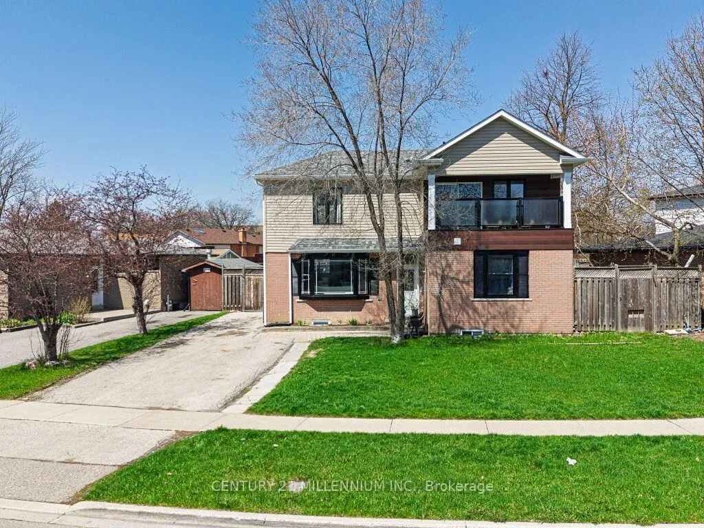 Front of 214 Folkstone Crescent