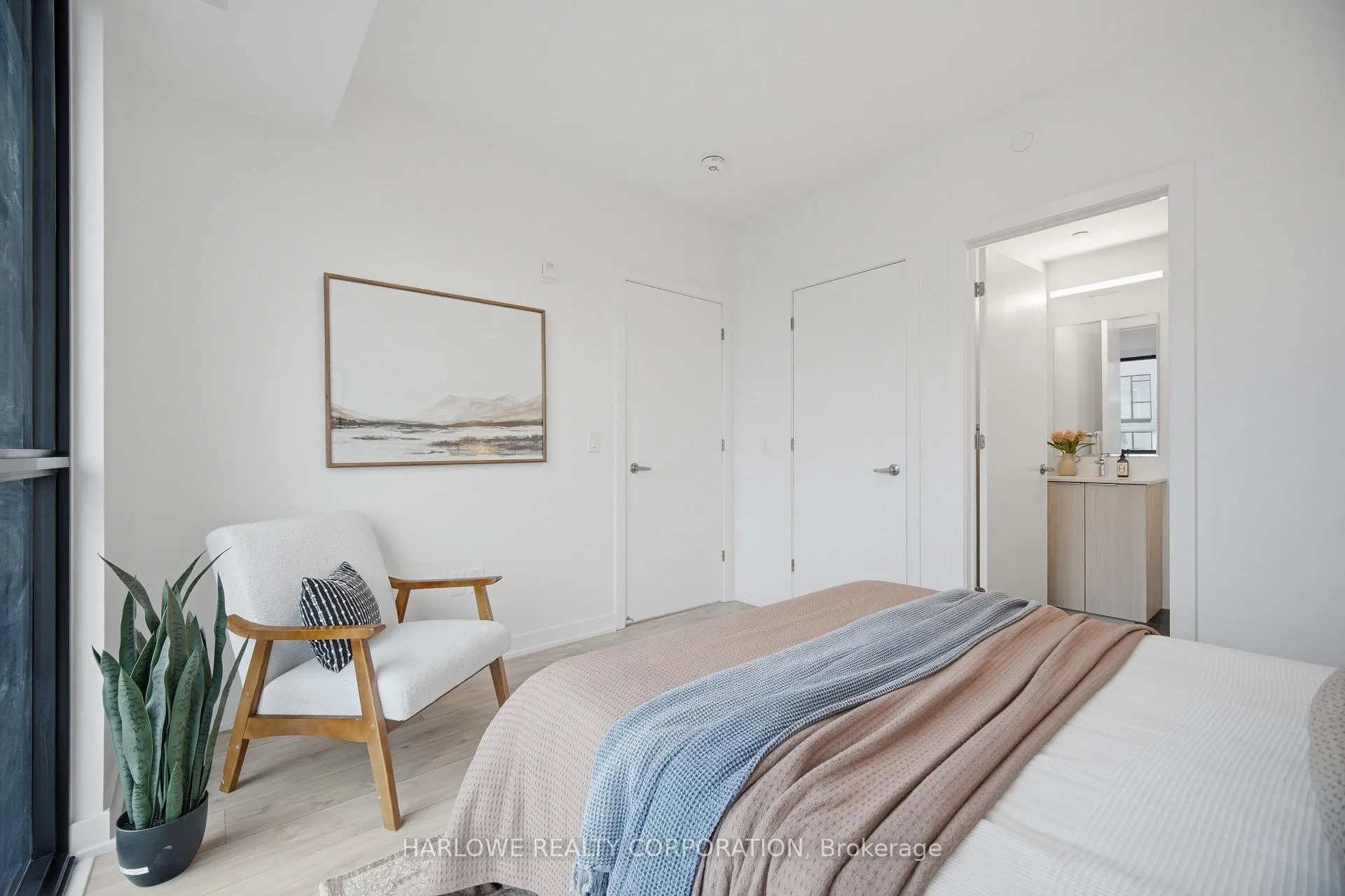 Photo 21 of Unit 705, 750 Whitlock Avenue, Milton, Cobban — HOMEH