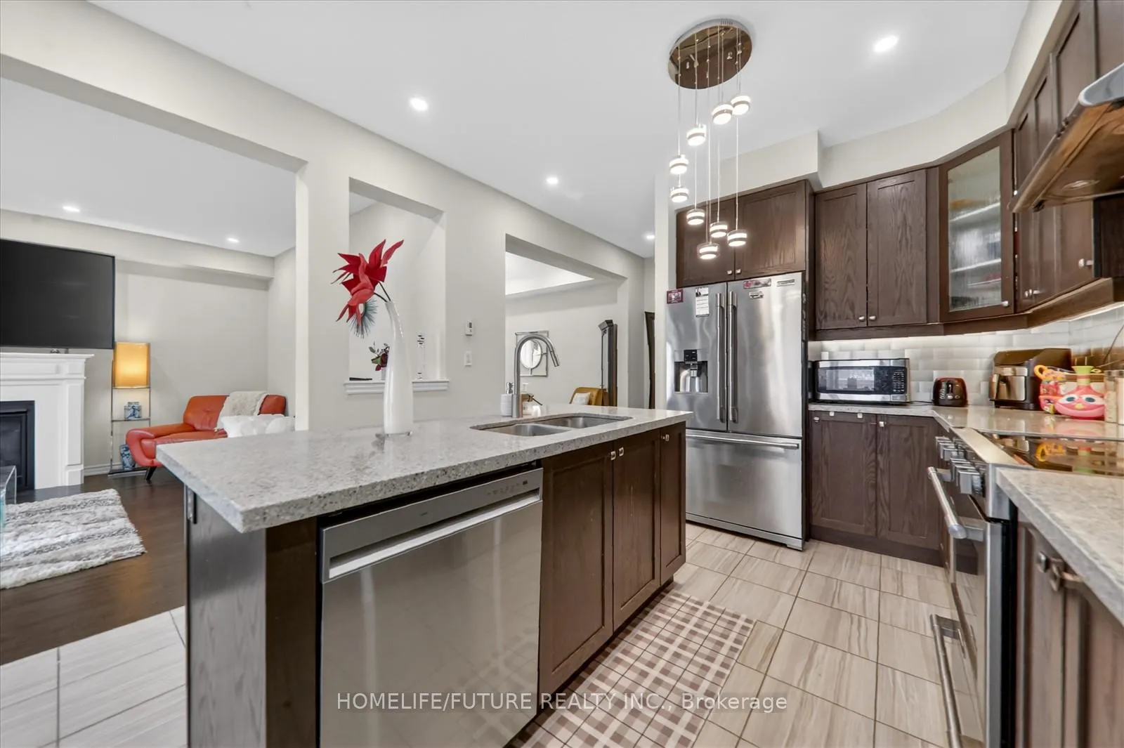 Photo 13 of Unit Main, 22 Moses Crescent, Clarington, Bowmanville — HOMEH