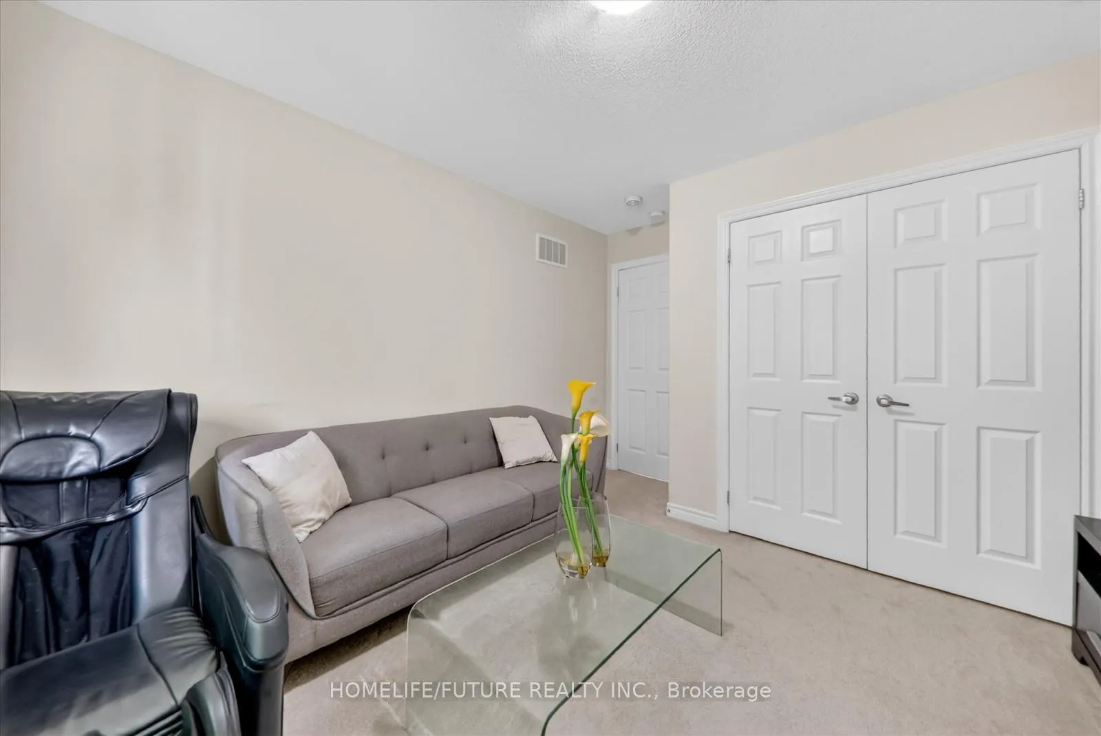 Photo 30 of Unit Main, 22 Moses Crescent, Clarington, Bowmanville — HOMEH