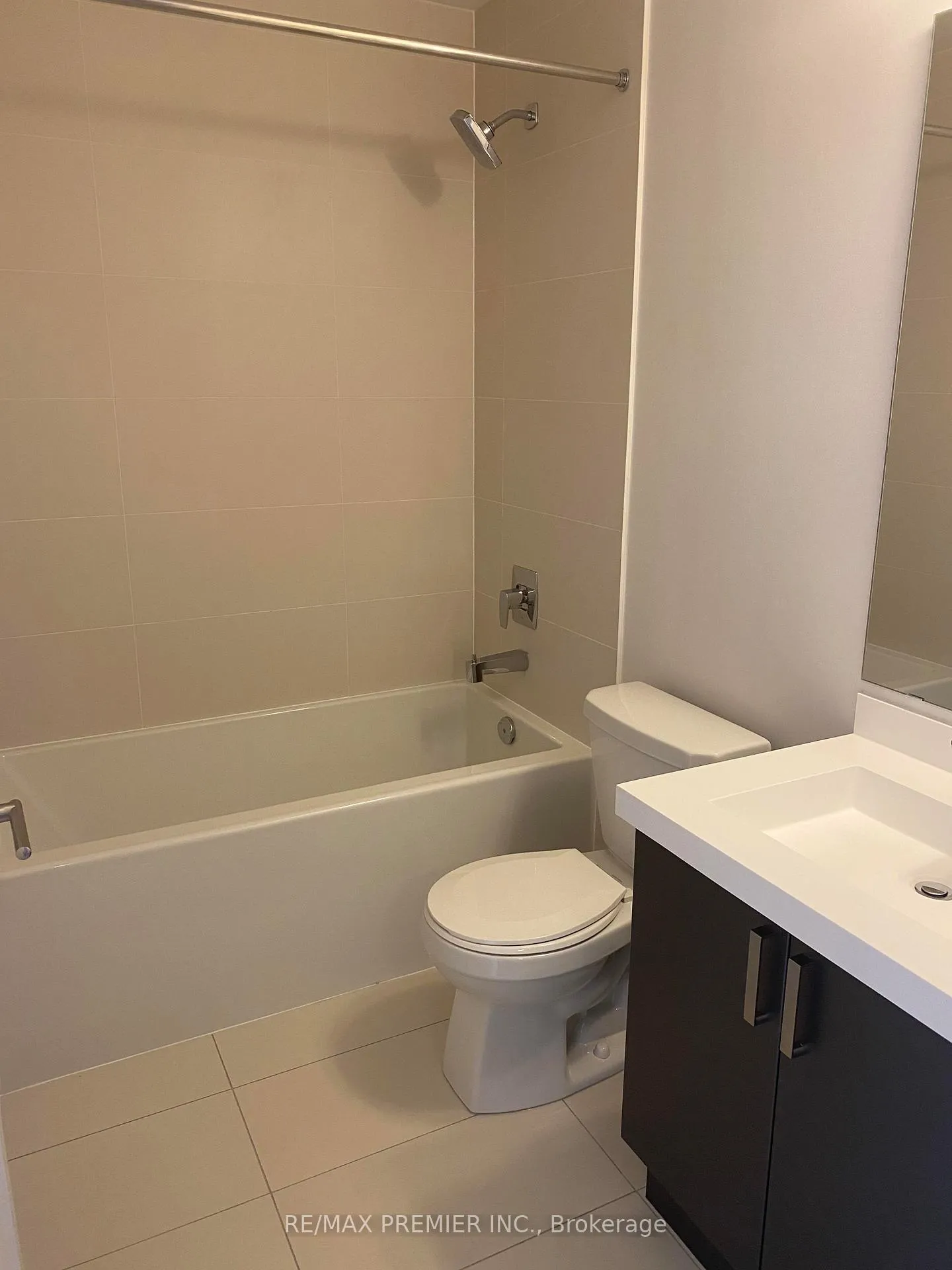 Photo 4 of Unit 3016, 7895 Jane Street, Vaughan, Concord — HOMEH