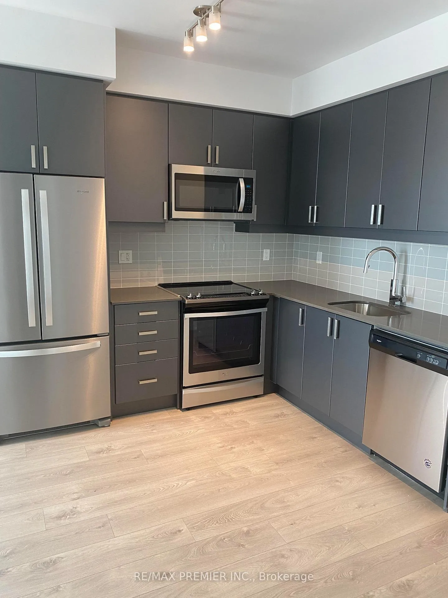 Photo 10 of Unit 3016, 7895 Jane Street, Vaughan, Concord — HOMEH