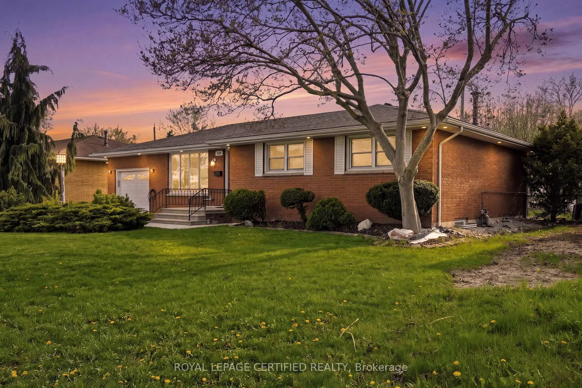 Photo 1 of 2435 Mckay Avenue, Windsor — HOMEH