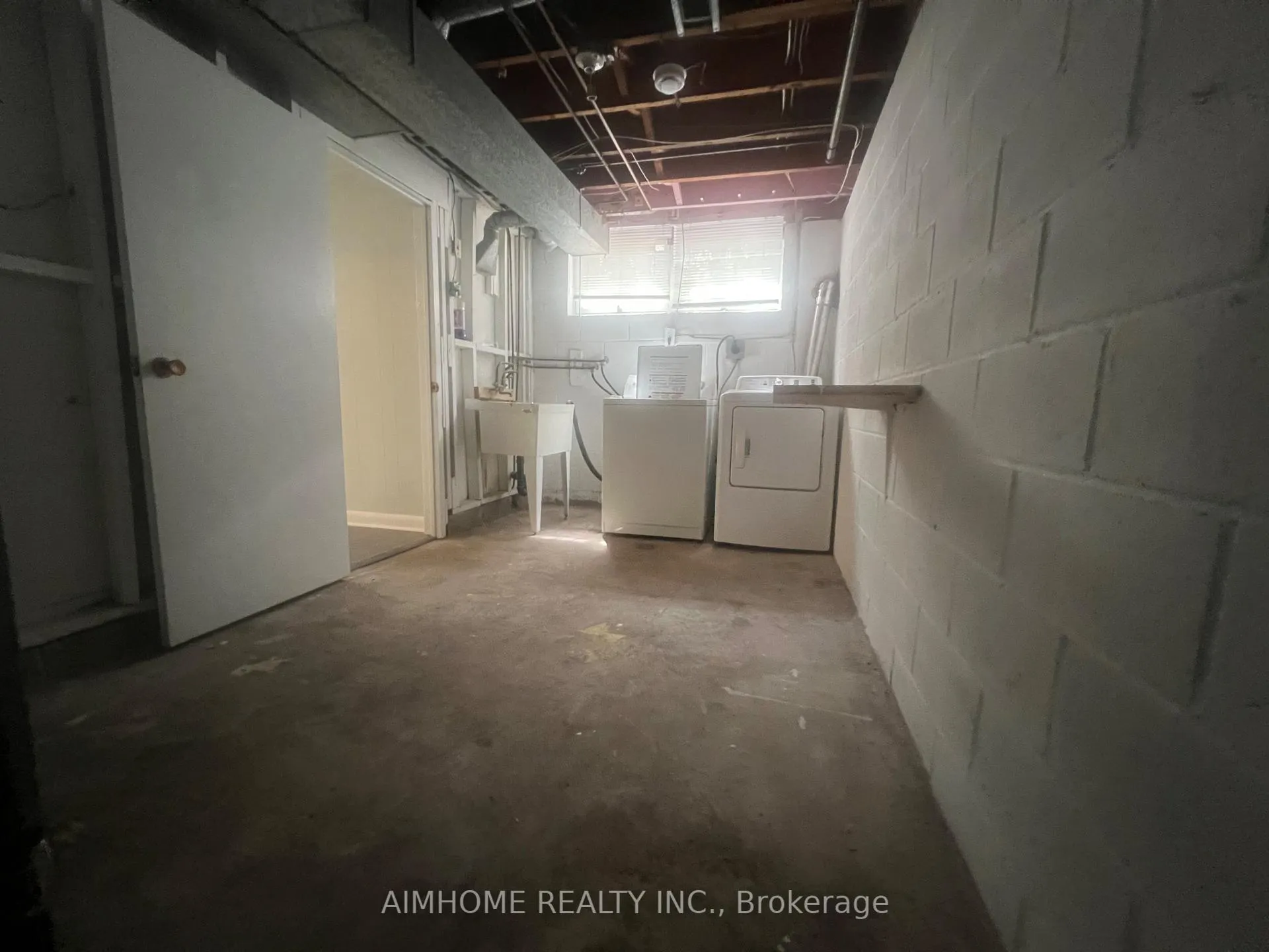 Photo 5 of 2099 Prospect Street, Burlington, Brant — HOMEH
