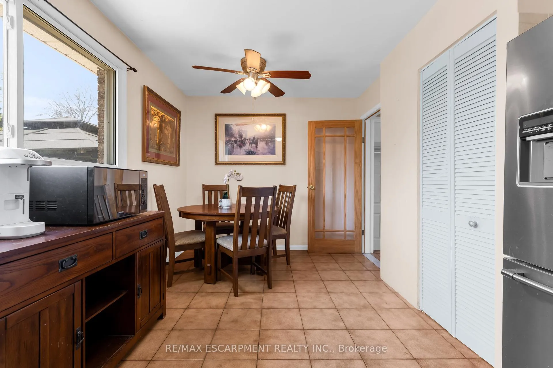Photo 12 of 102 Berkindale Drive, Hamilton, Riverdale — HOMEH