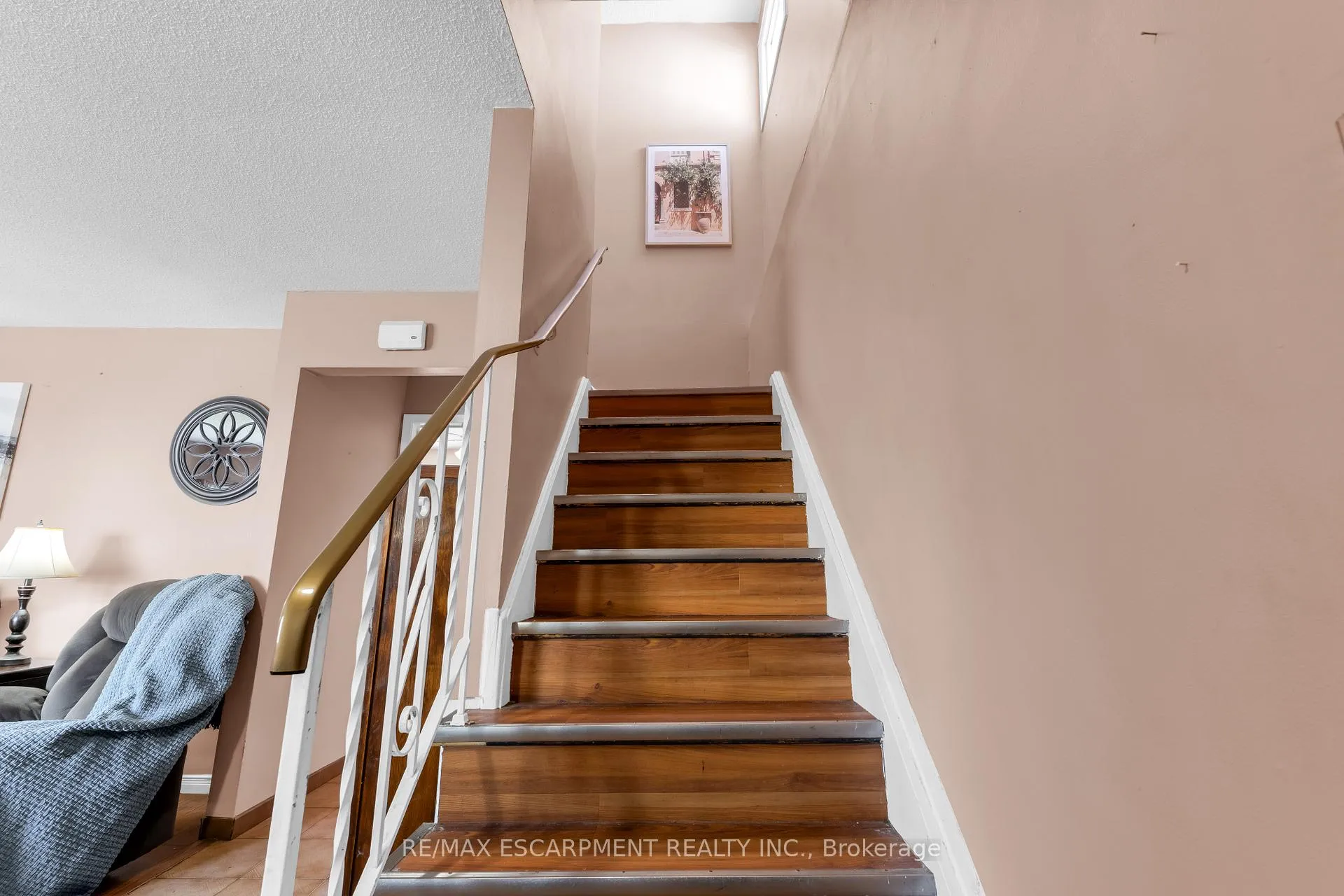 Photo 15 of 102 Berkindale Drive, Hamilton, Riverdale — HOMEH