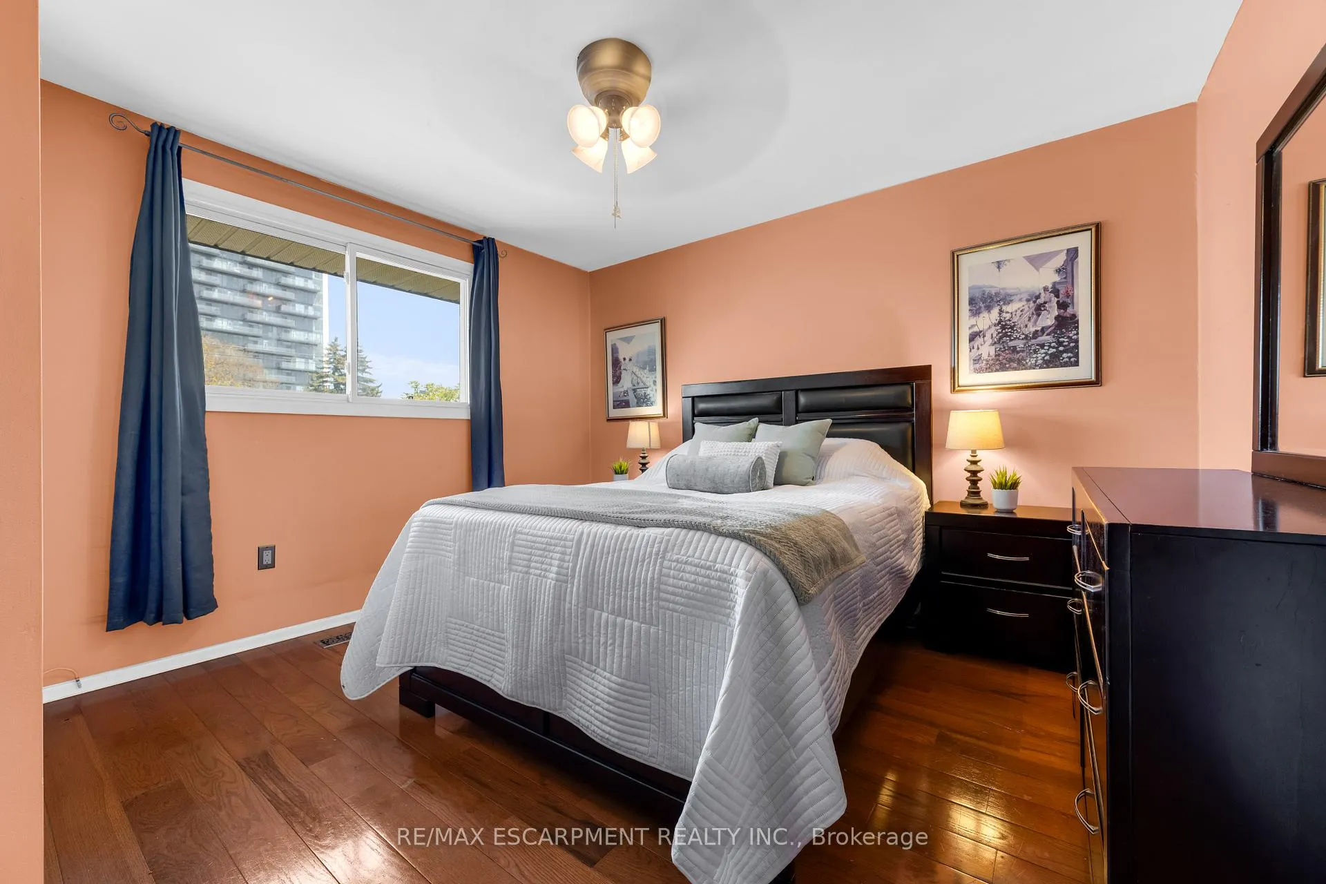 Photo 18 of 102 Berkindale Drive, Hamilton, Riverdale — HOMEH