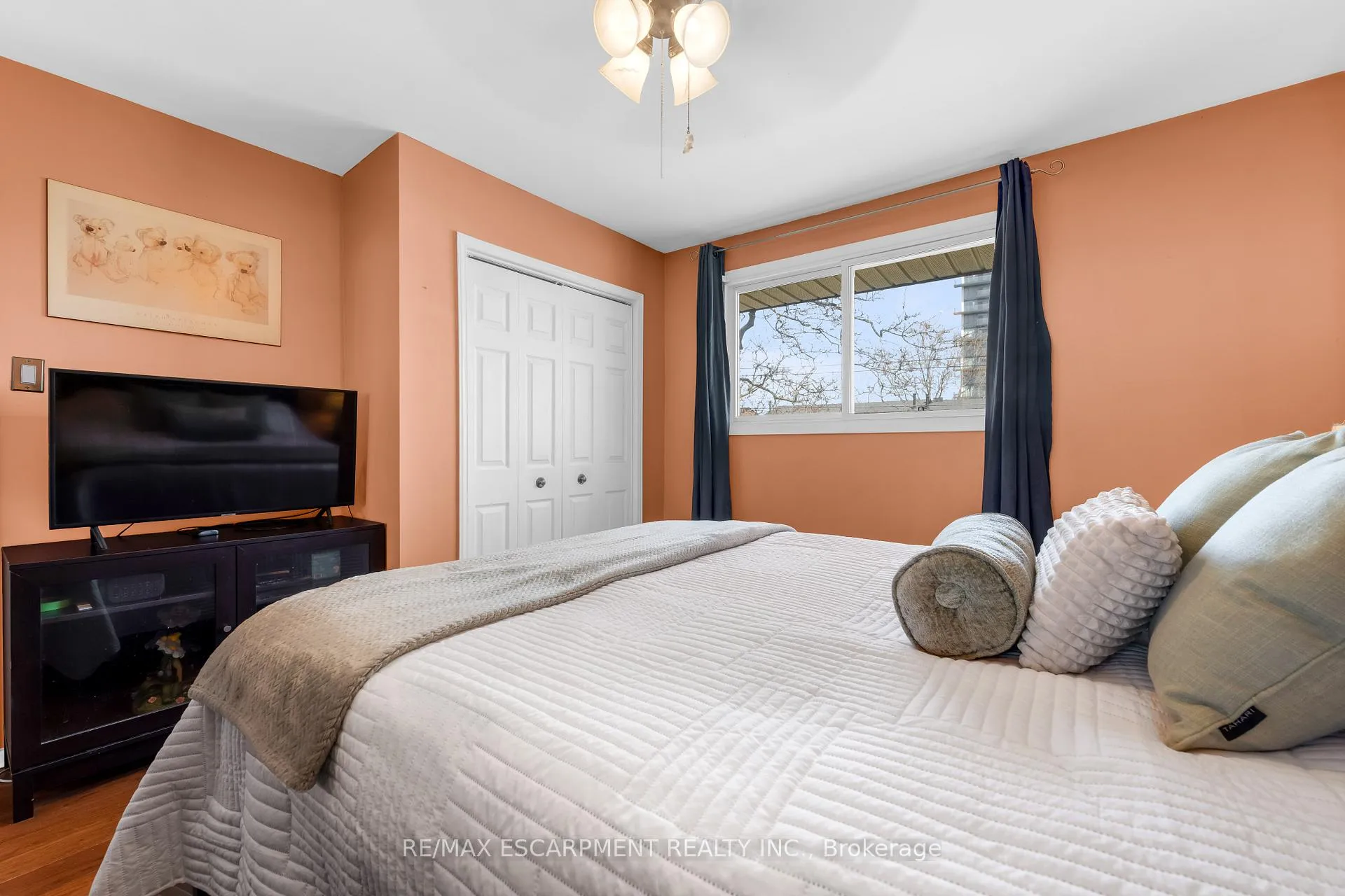 Photo 20 of 102 Berkindale Drive, Hamilton, Riverdale — HOMEH
