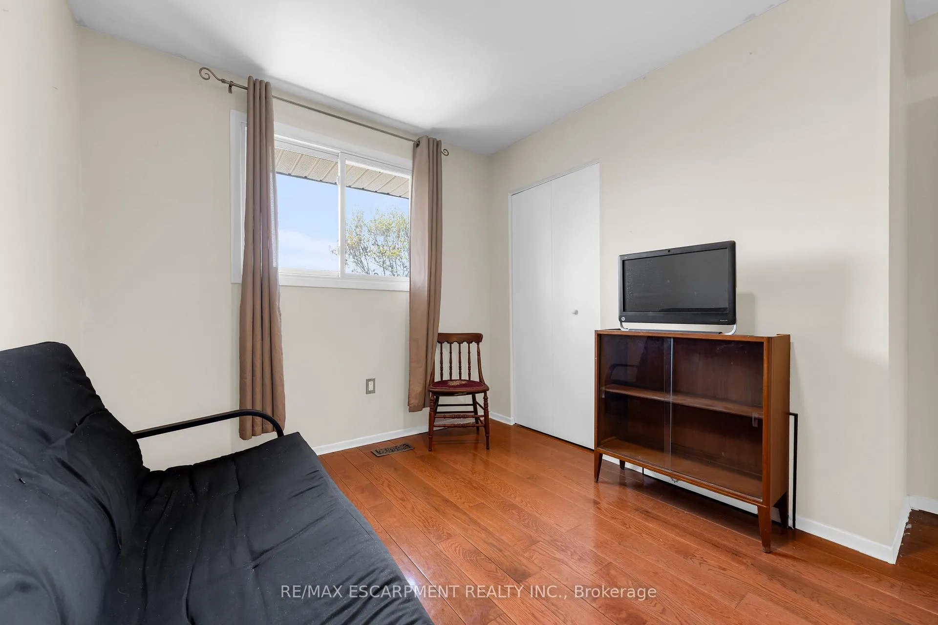 Photo 24 of 102 Berkindale Drive, Hamilton, Riverdale — HOMEH