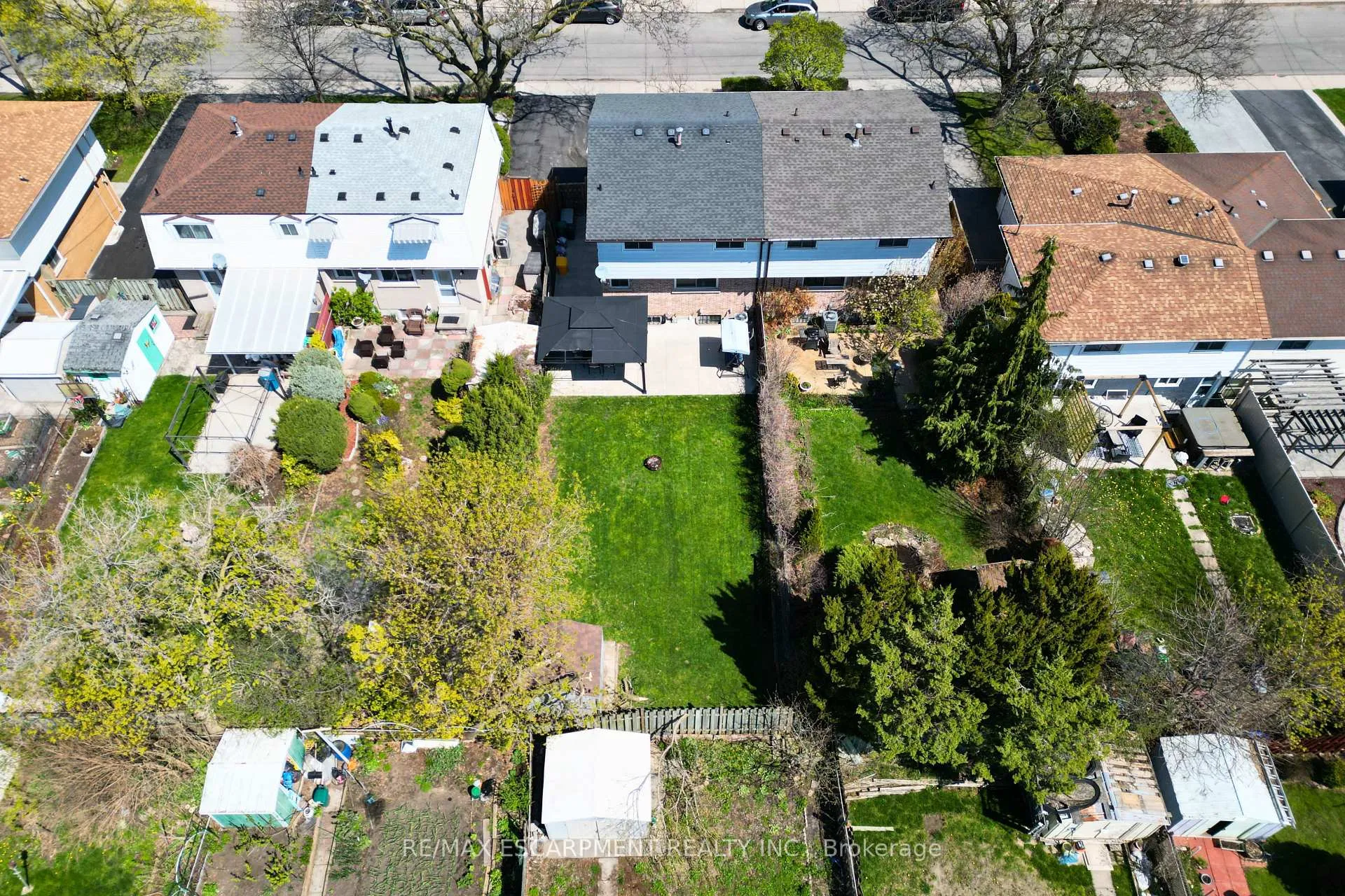 Photo 41 of 102 Berkindale Drive, Hamilton, Riverdale — HOMEH