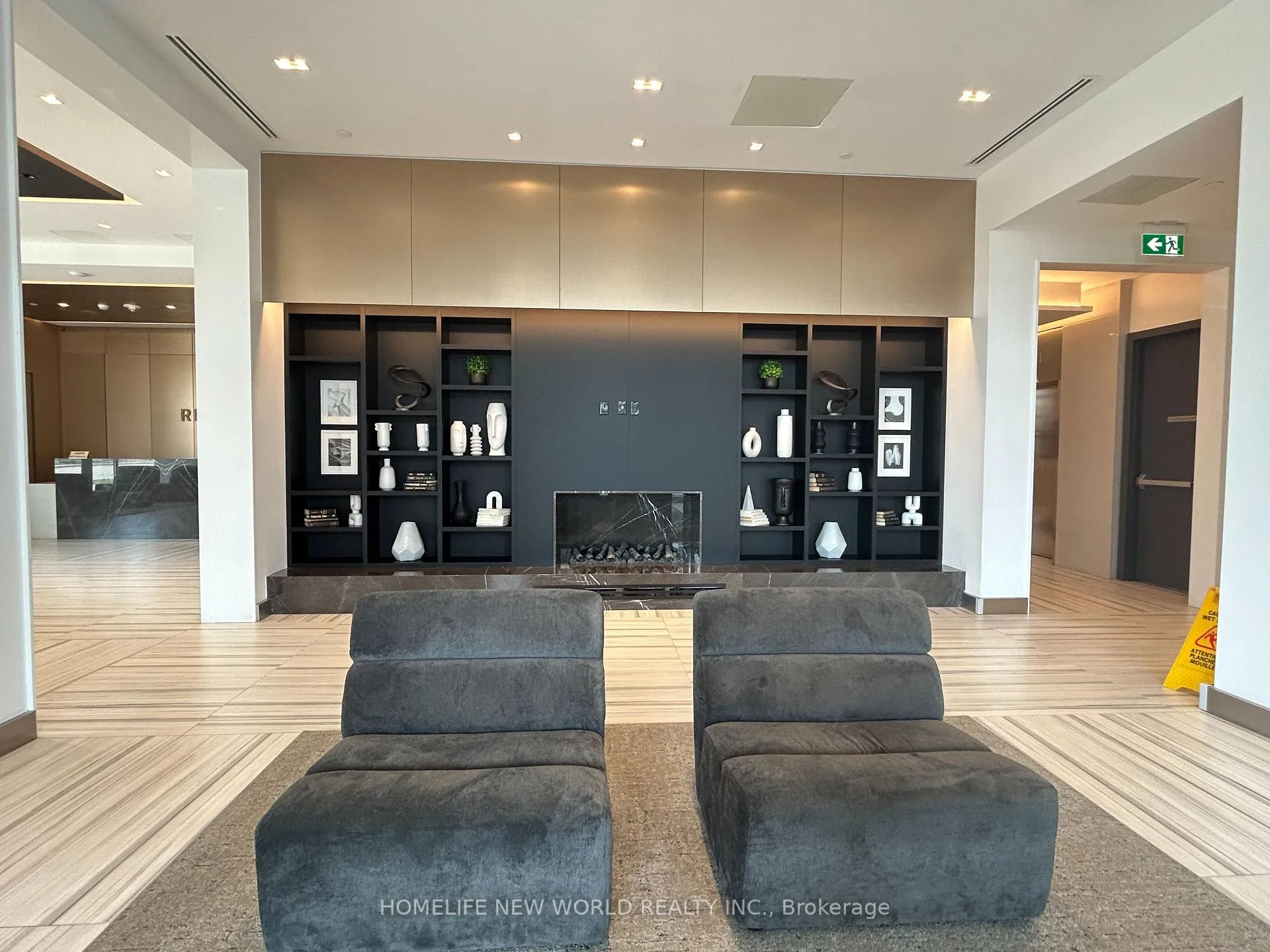 Photo 3 of Unit 1205, 38 Water Walk Drive, Markham, Unionville — HOMEH