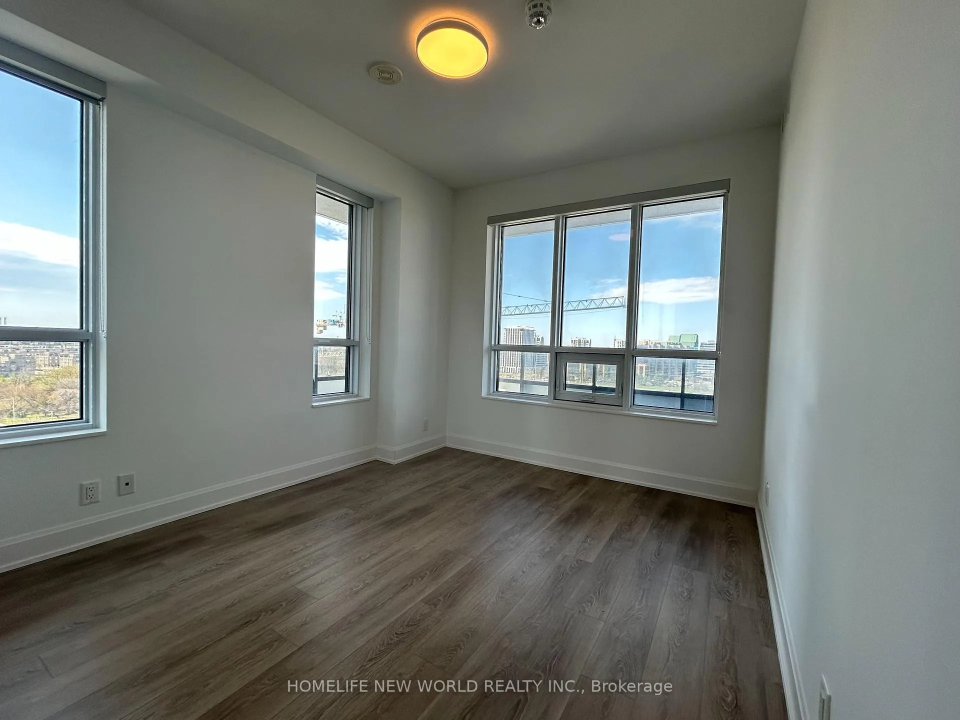 Photo 15 of Unit 1205, 38 Water Walk Drive, Markham, Unionville — HOMEH
