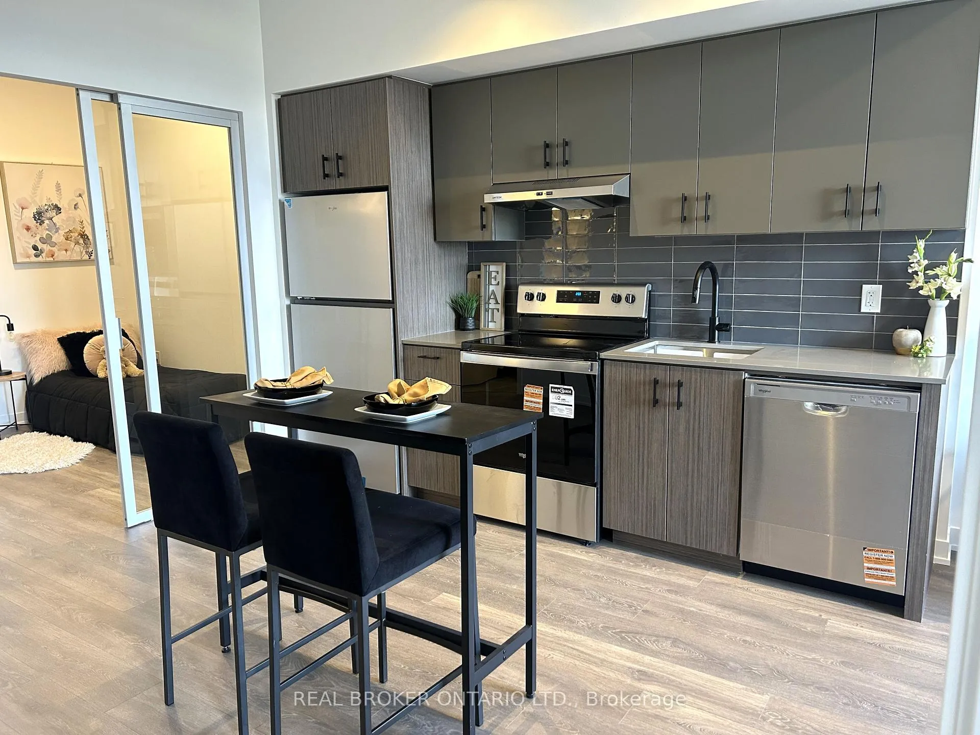 Photo 5 of Unit 118, 4878 Powers Common, Burlington, Alton — HOMEH