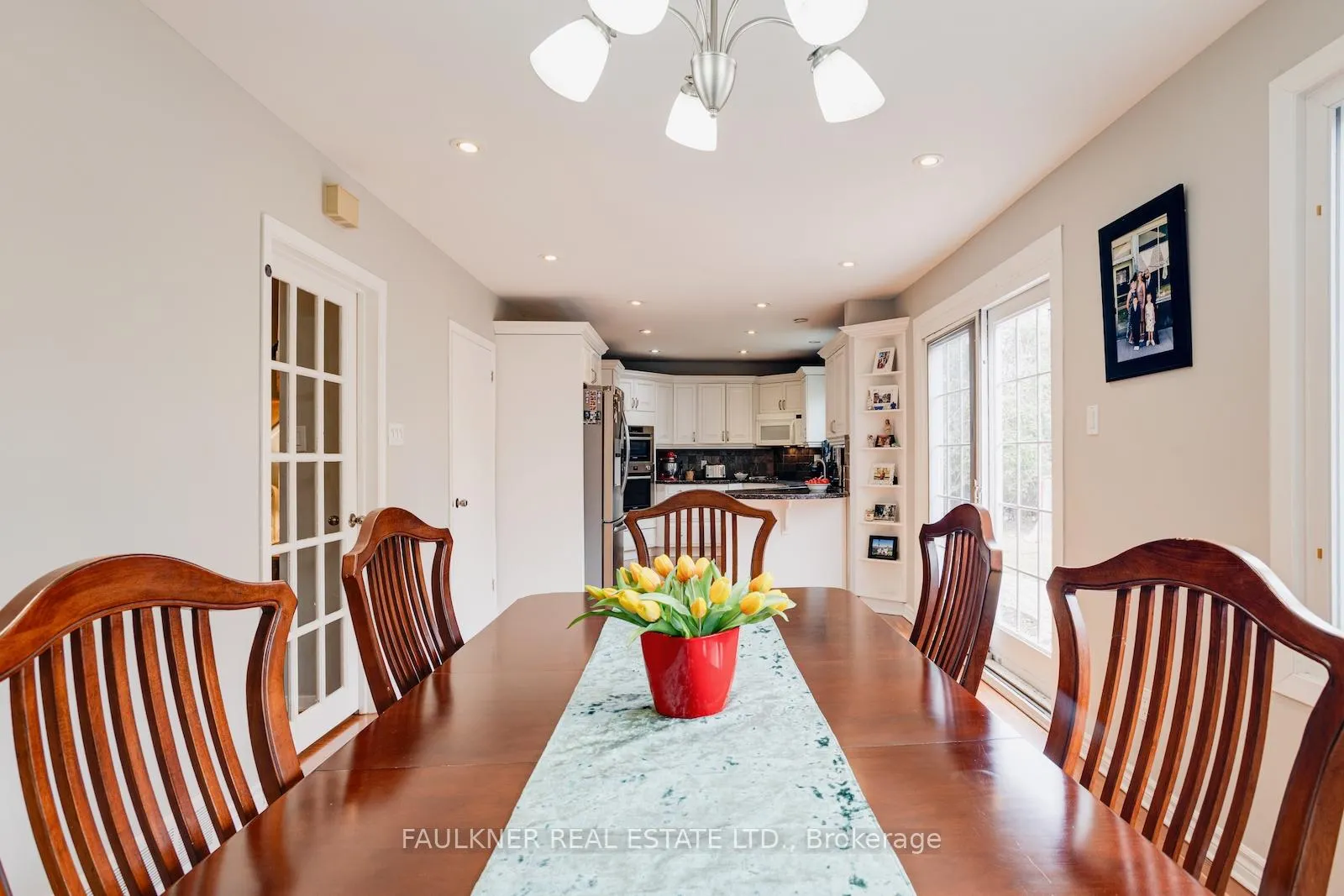 Photo 12 of 1750 Dorset Drive, Ottawa, Playfair Park — HOMEH