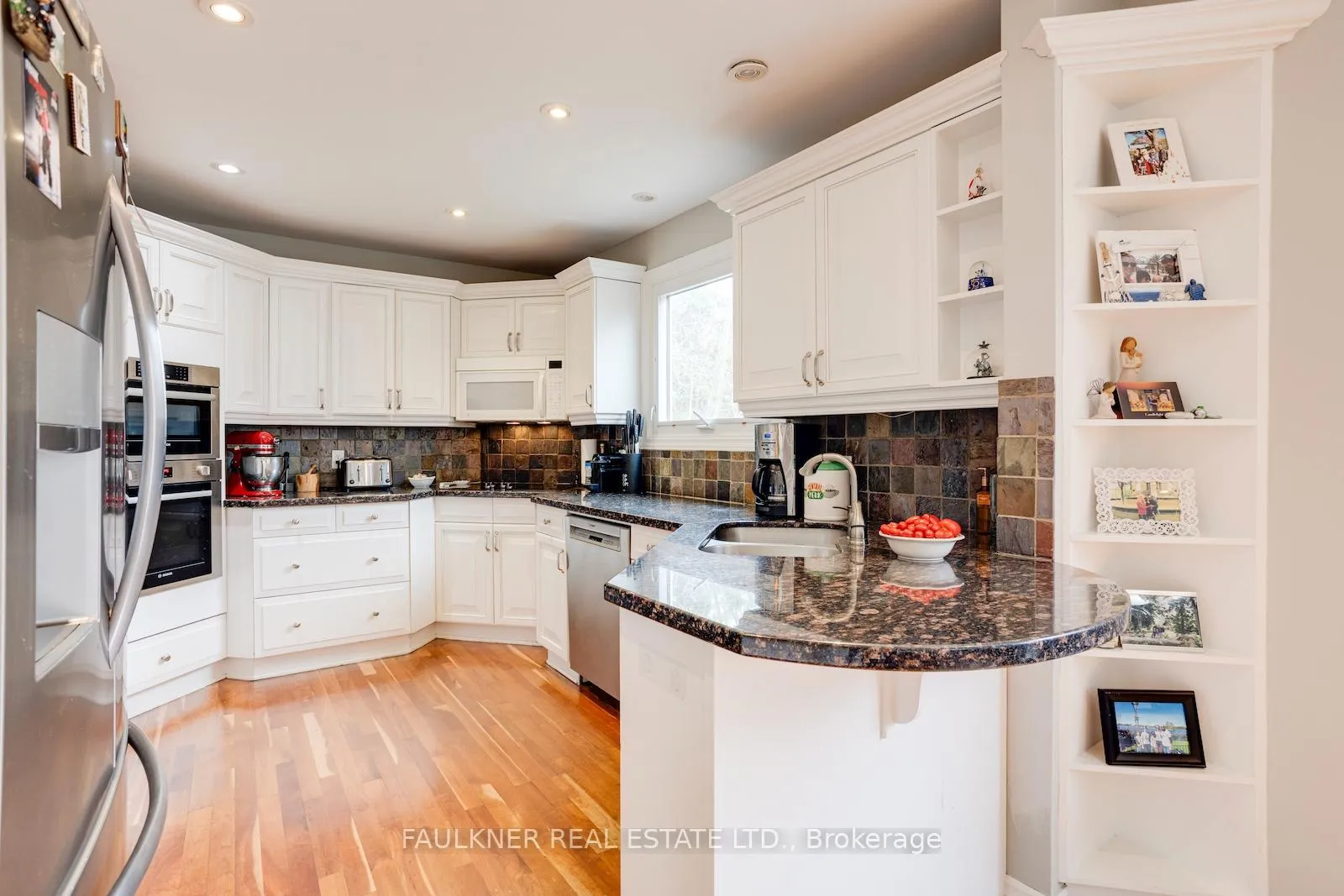 Photo 14 of 1750 Dorset Drive, Ottawa, Playfair Park — HOMEH