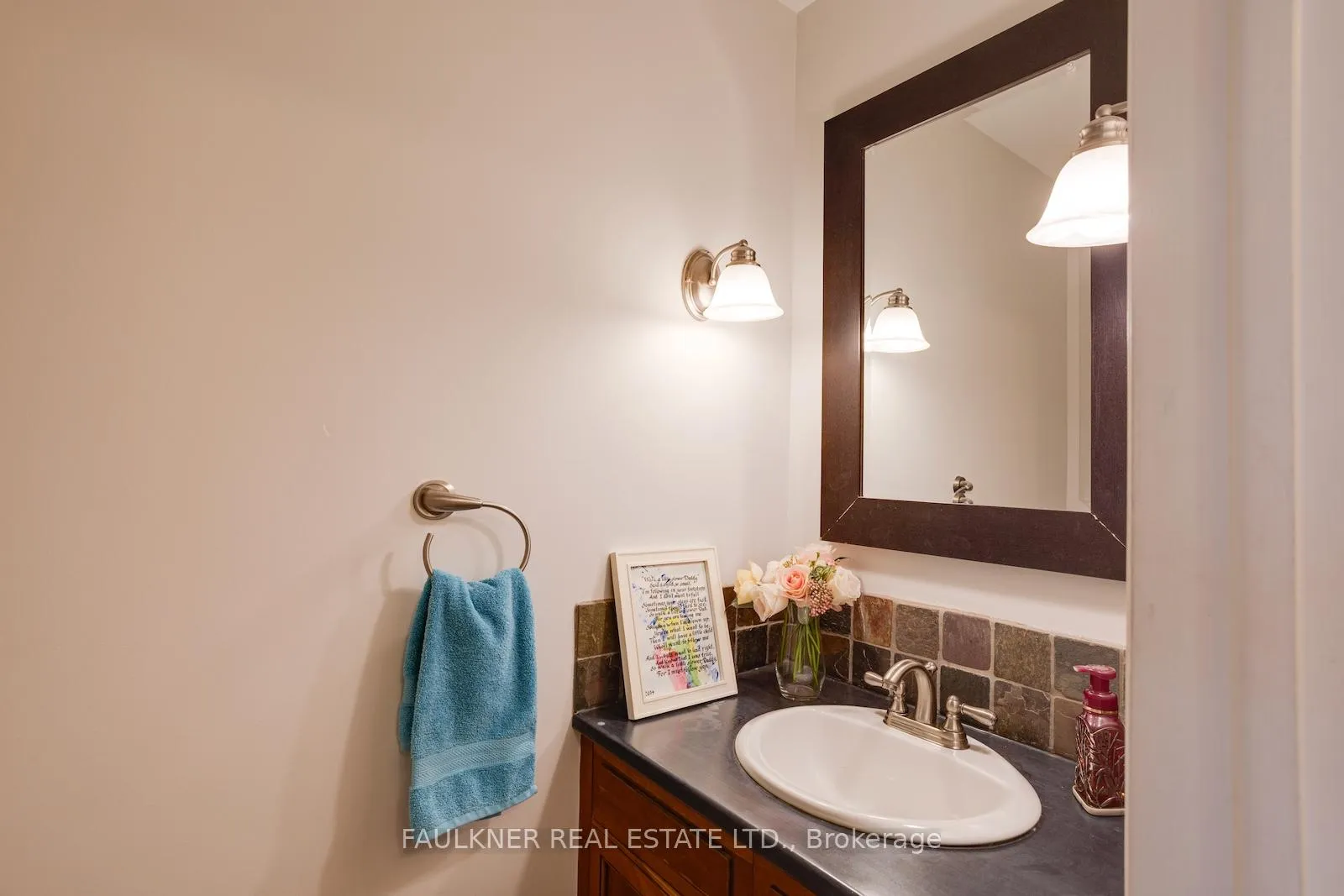 Photo 16 of 1750 Dorset Drive, Ottawa, Playfair Park — HOMEH