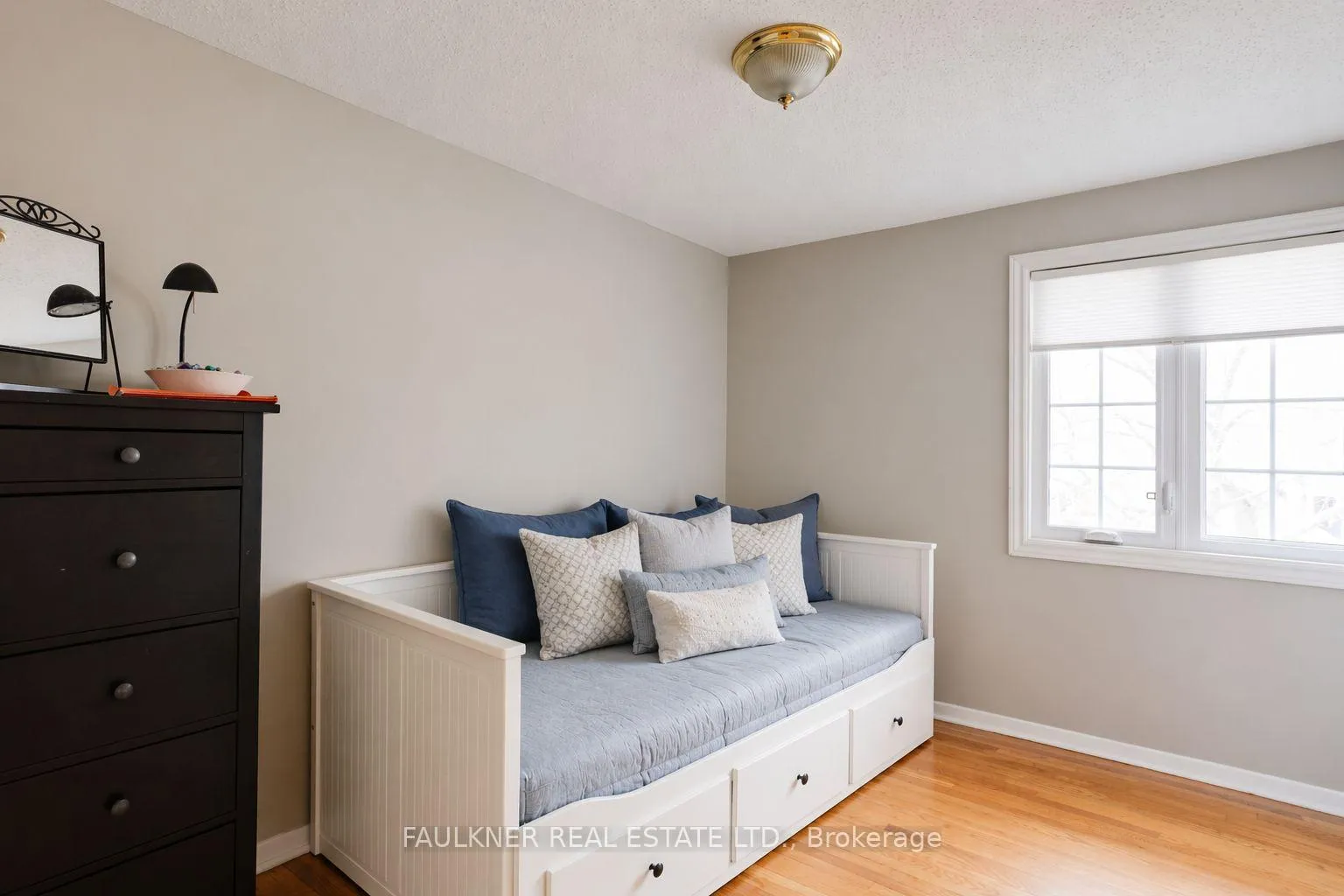 Photo 23 of 1750 Dorset Drive, Ottawa, Playfair Park — HOMEH