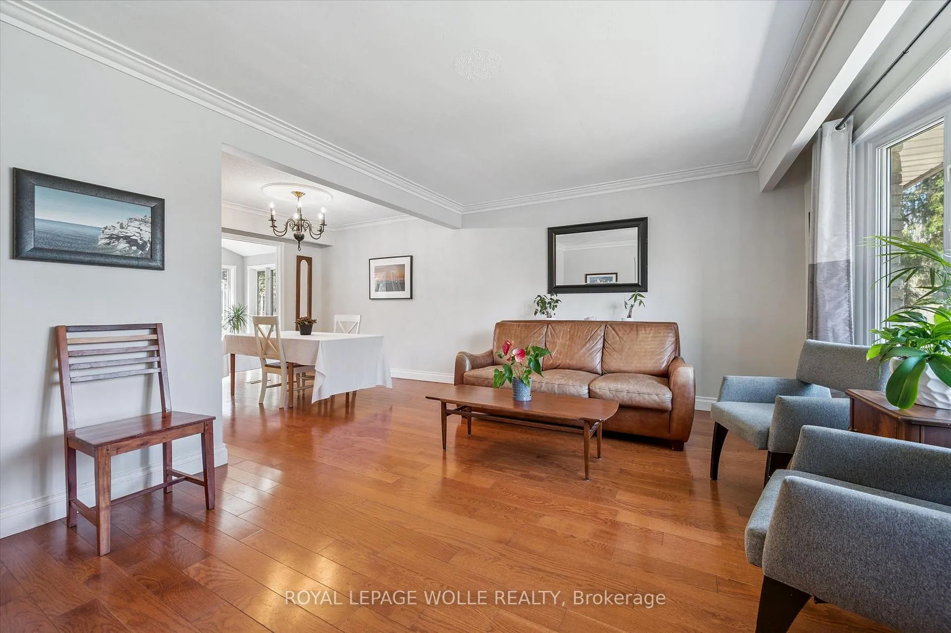 Photo 5 of 47 Hillcrest Lane, Kitchener, Bridgeport — HOMEH