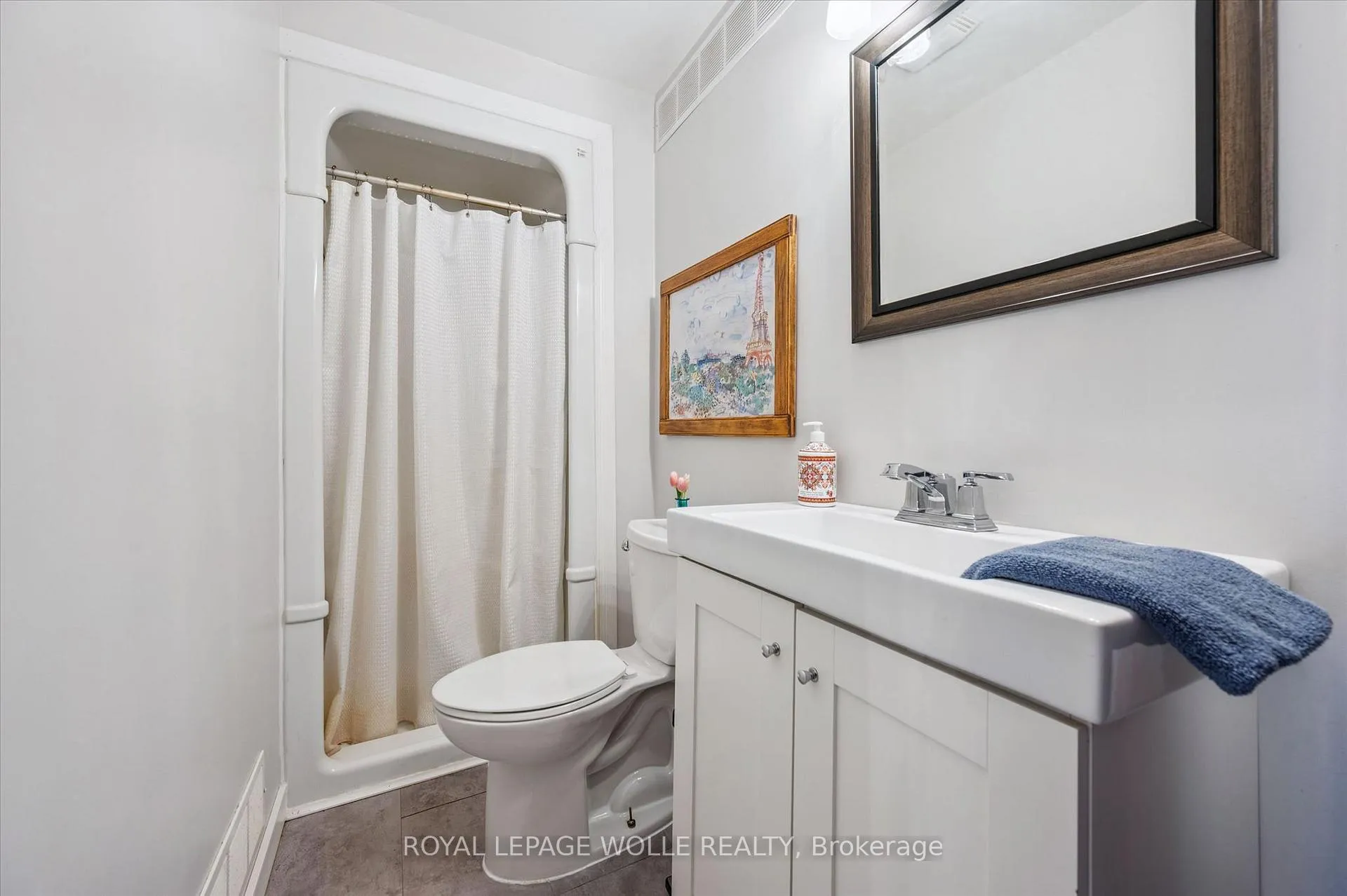 Photo 29 of 47 Hillcrest Lane, Kitchener, Bridgeport — HOMEH
